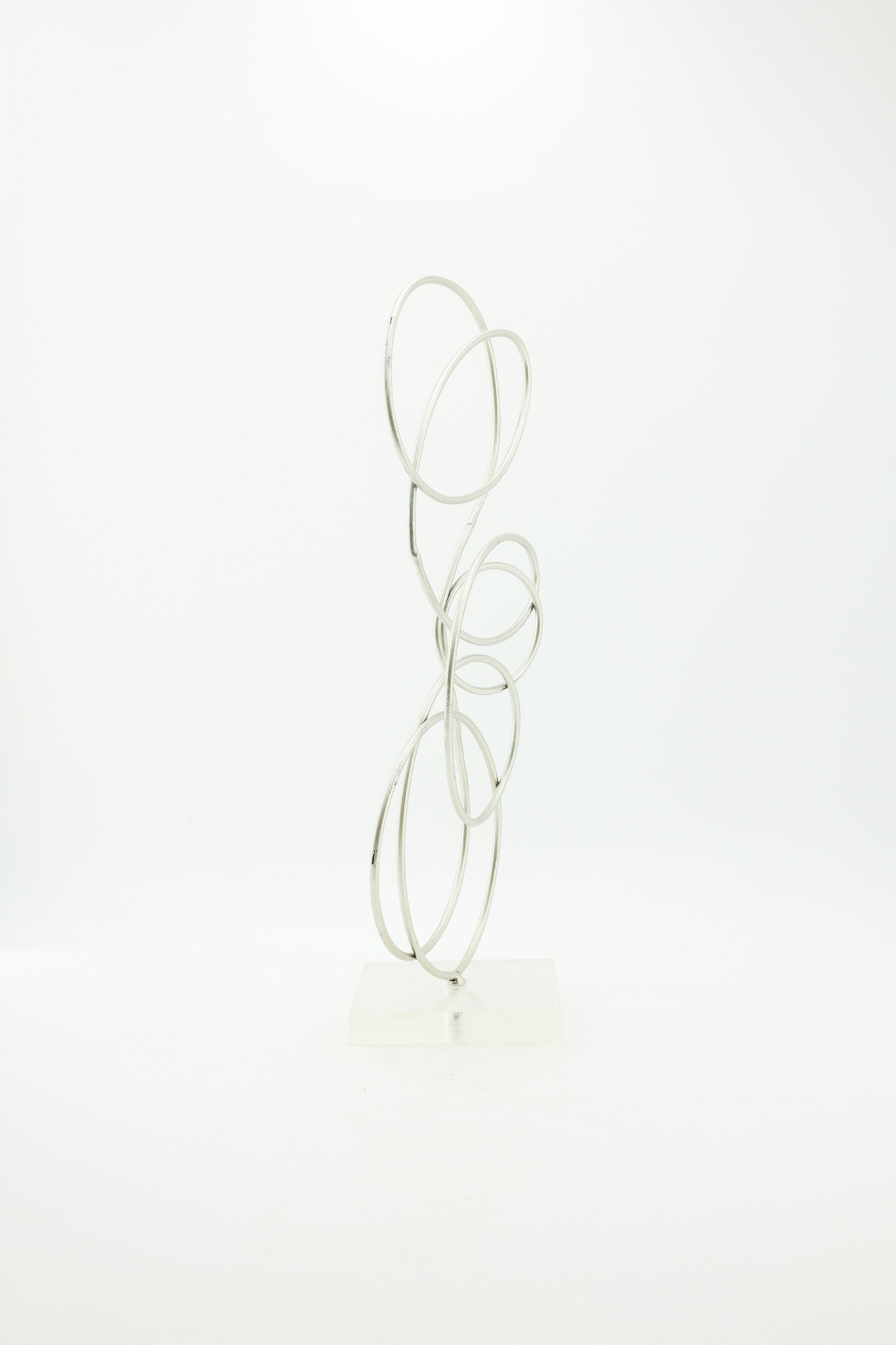 Wire Abstract Object with Acrylic Base / ワイヤー抽象オブジェ アクリル台座