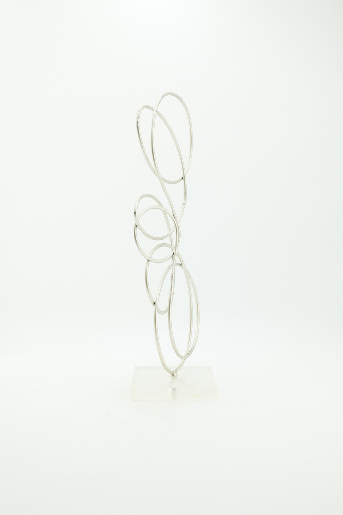 Wire Abstract Object with Acrylic Base / ワイヤー抽象オブジェ アクリル台座