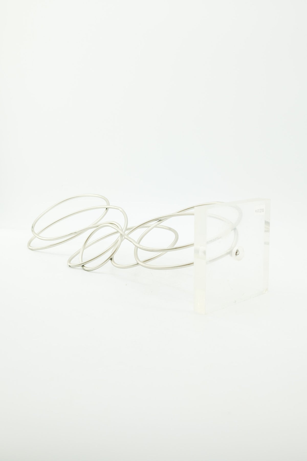 Wire Abstract Object with Acrylic Base / ワイヤー抽象オブジェ アクリル台座