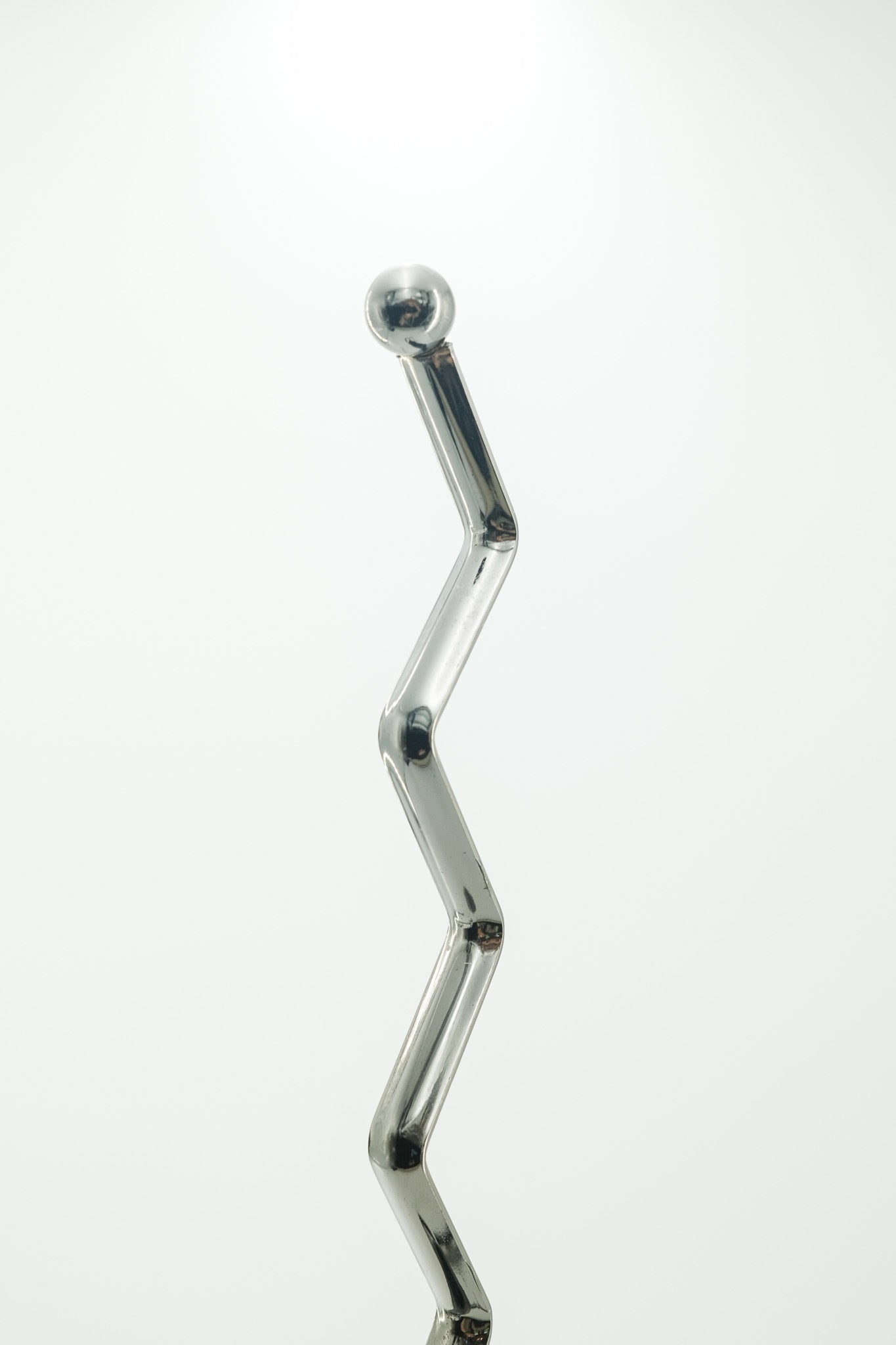 Metal Zigzag Stand / メタル ジグザグ スタンド