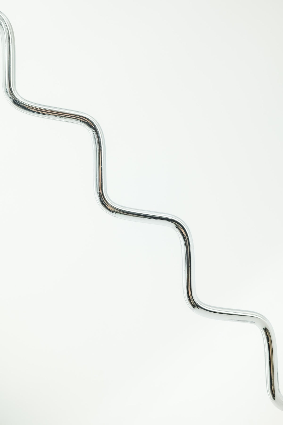Metal Wave Stand / メタル ウェーブ スタンド