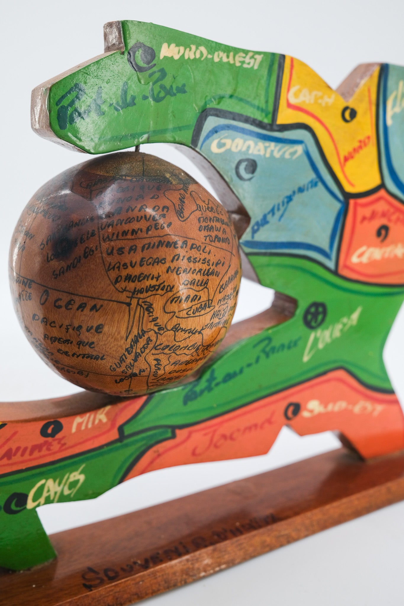 Handmade Desktop Globe / 手作り地球儀