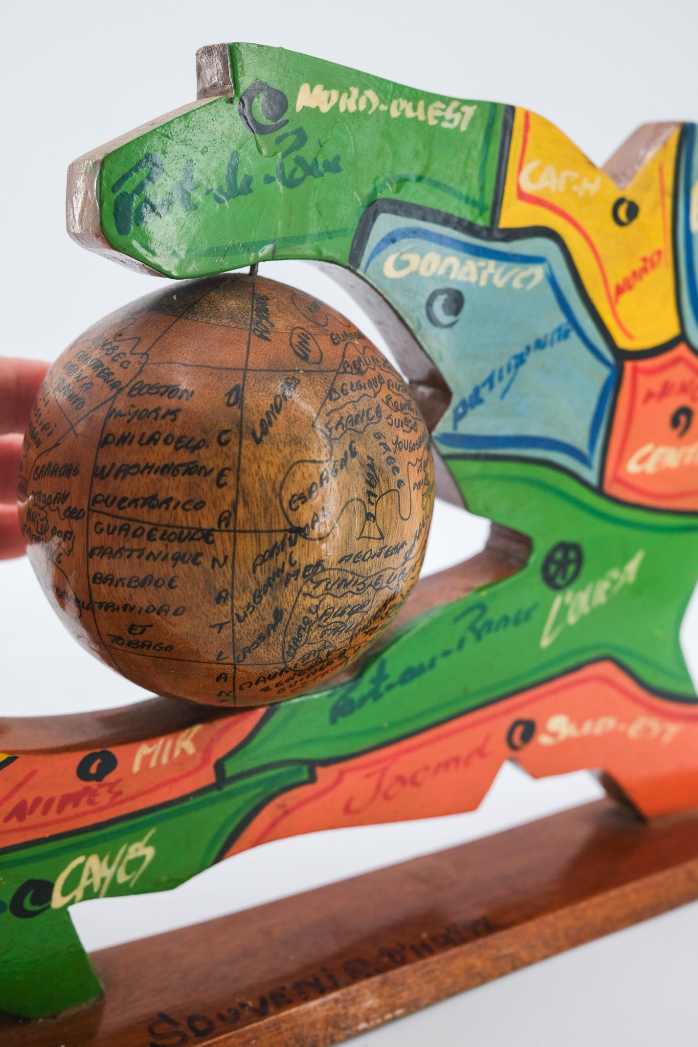 Handmade Desktop Globe / 手作り地球儀