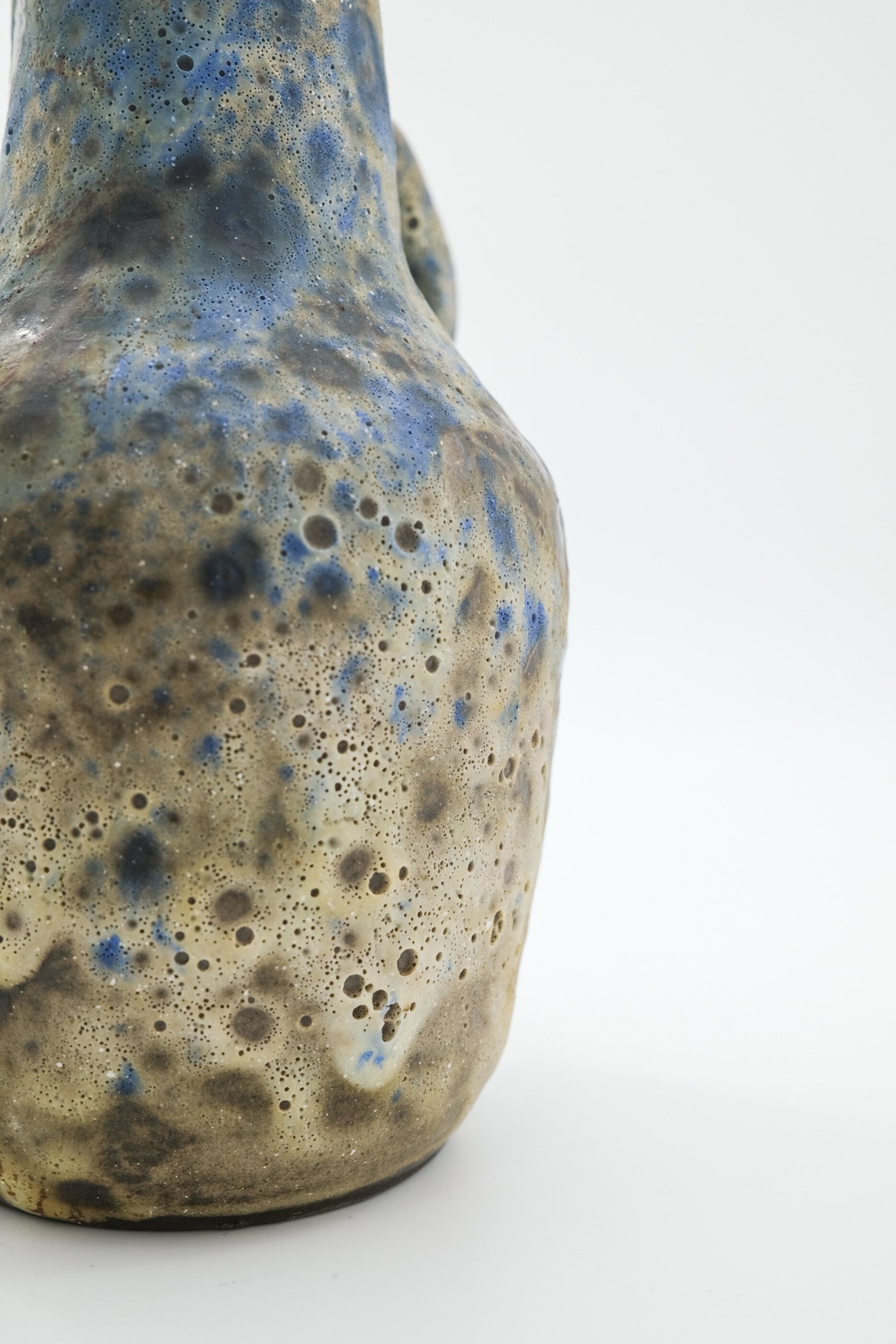 Fat Lava Vase with Handle / ファットラヴァ ハンドル付きベース