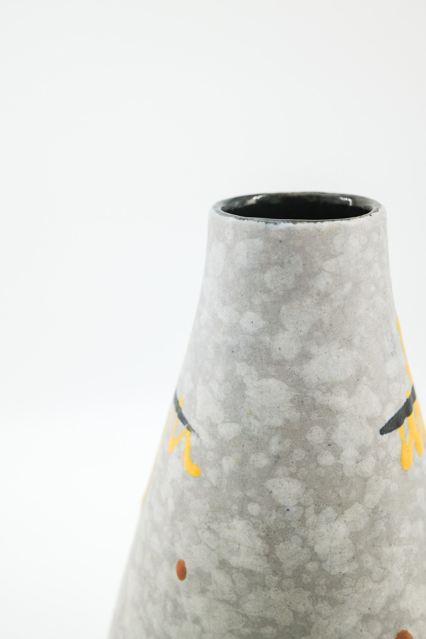Vintage Ceramic Vase with Abstract Pattern / 抽象柄のヴィンテージフラワーベース