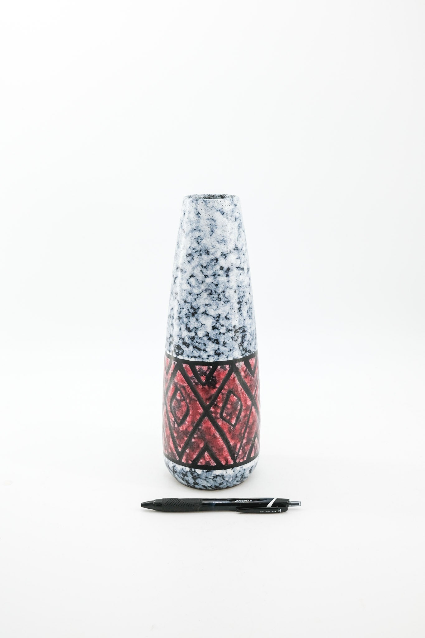 Tapered Ceramic Vase with Geometric Pattern / テーパード フラワーベース