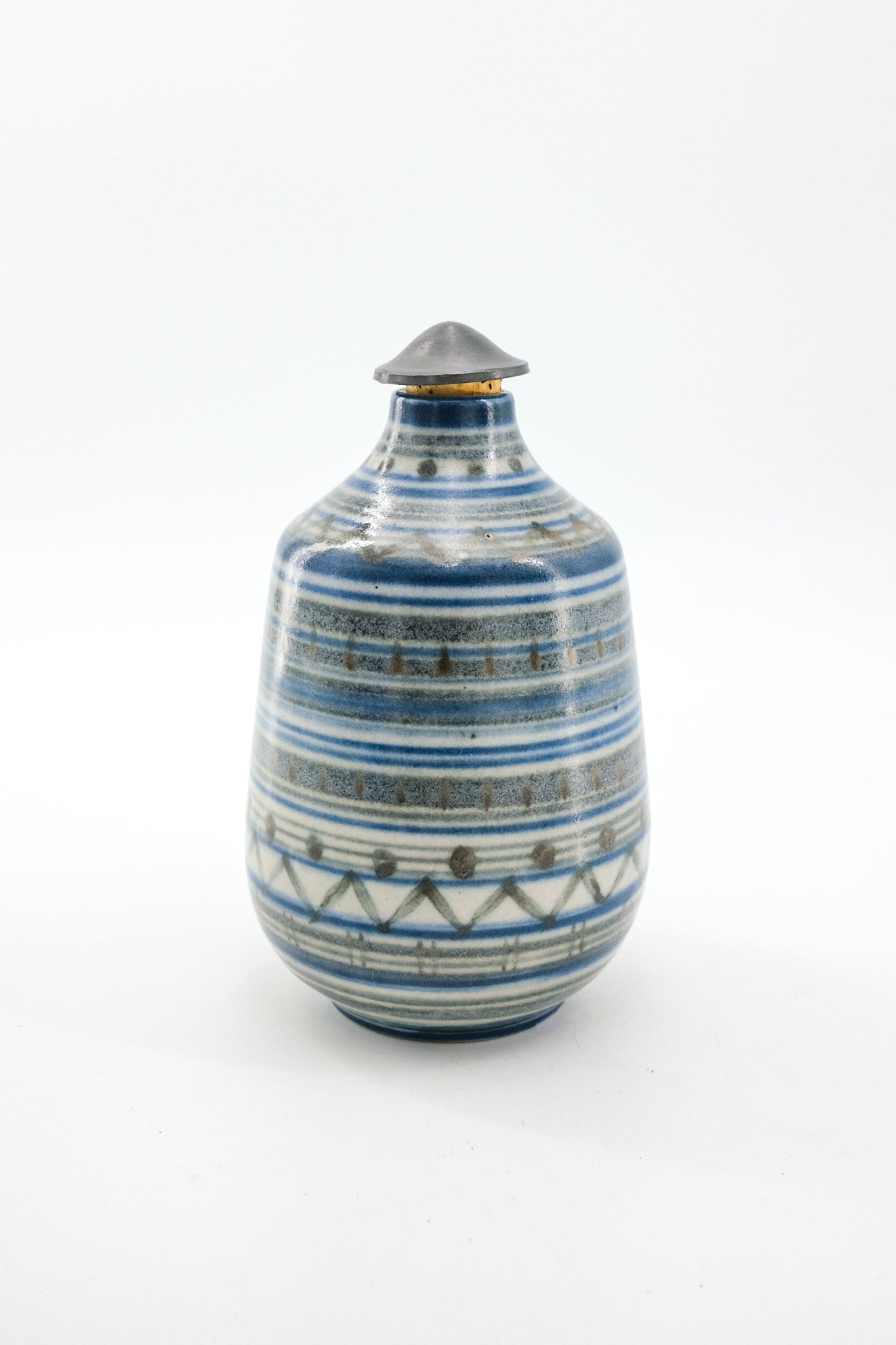 Small Lidded Bottle with Hand-painted Geometric Design / 手描き幾何学文様 蓋付き小瓶