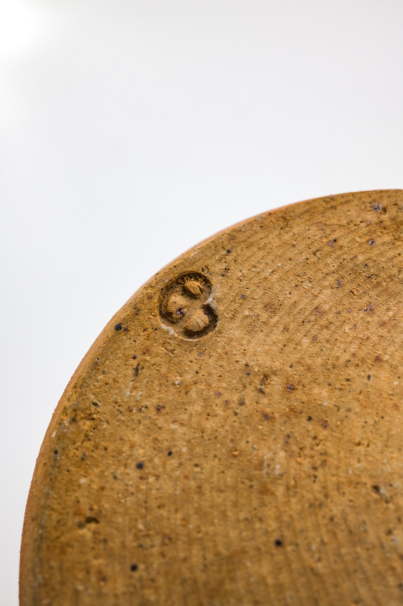 Pottery Jar with Natural Glaze / 自然釉の陶製壺