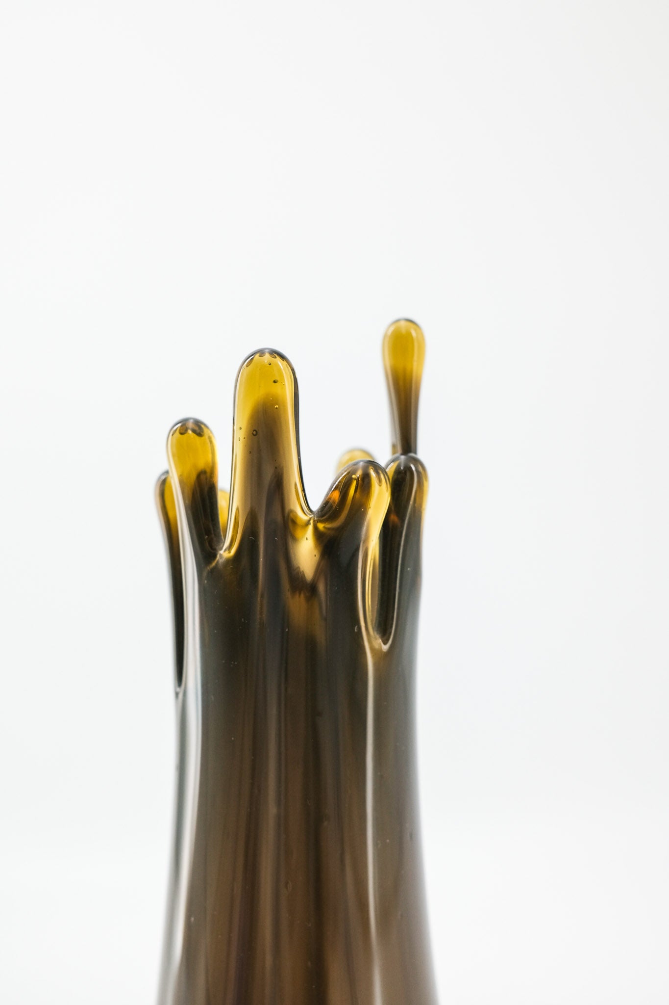 Glass Footed Flower Vase / ガラス三つ足フラワーベース