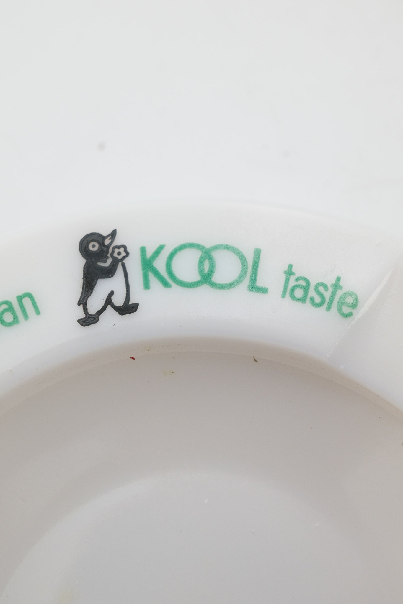 KOOL Cigarette Ashtray / KOOL（クール）ヴィンテージ 灰皿