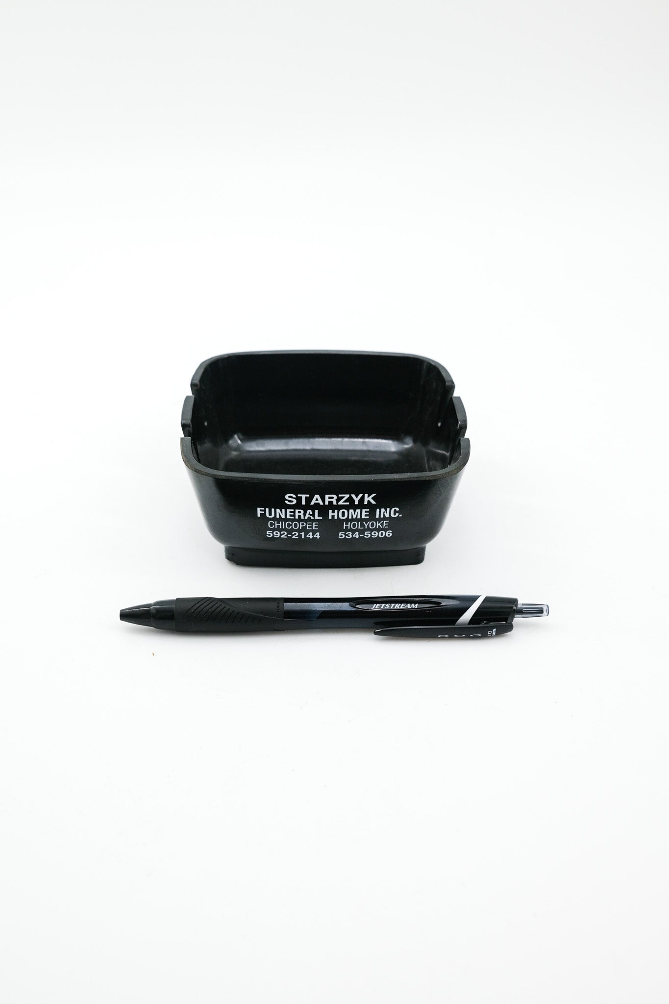 Starzyk Funeral Home Ashtray / スターズィック フューネラルホーム 灰皿
