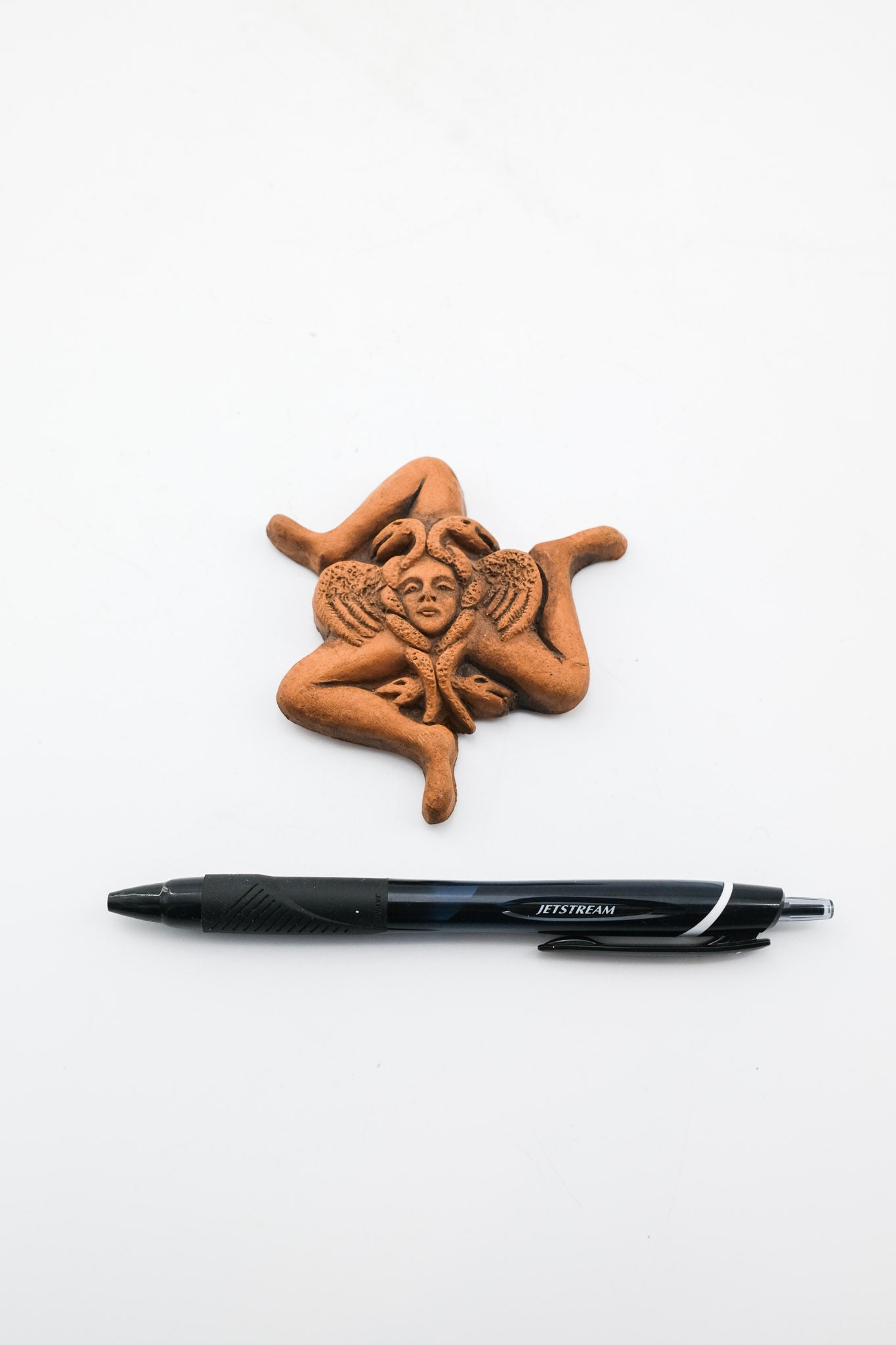 Trinacria Terracotta Wall Hanging / シチリアの象徴 トリナクリア テラコッタ 壁飾り