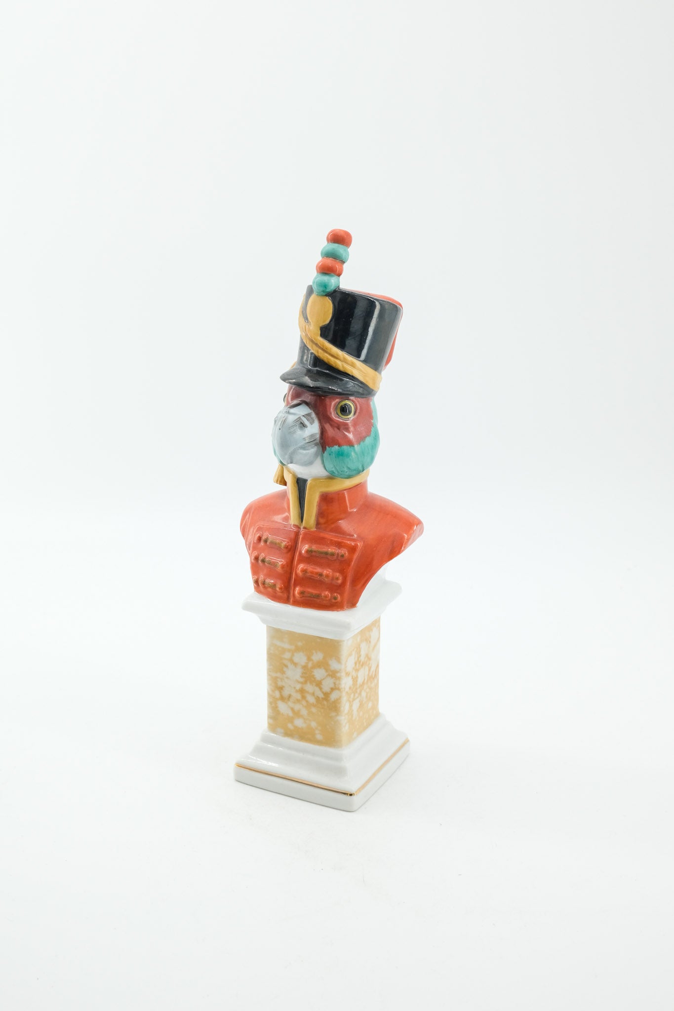 Parrot Bust in Military Uniform / オウムの将校フィギュア