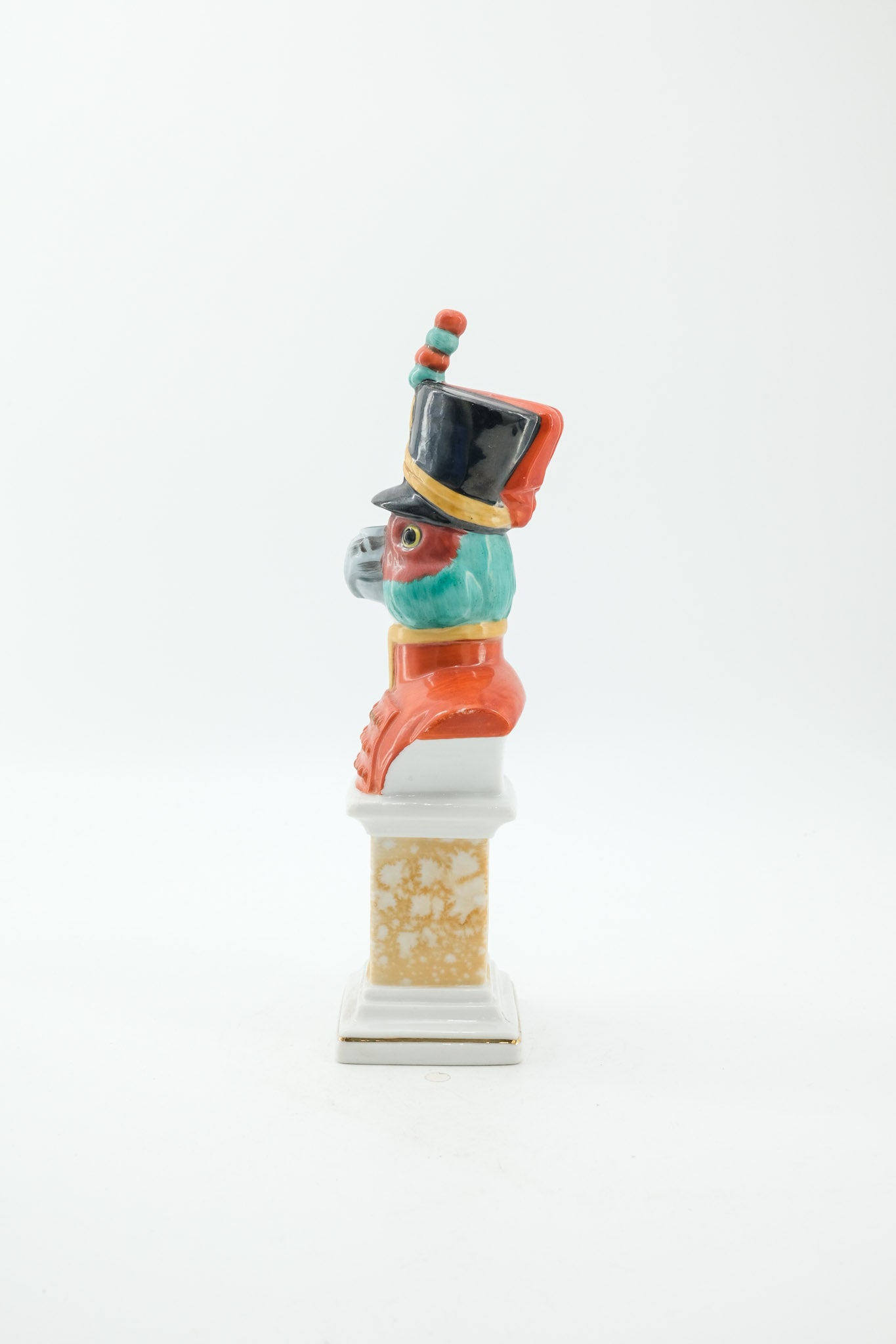 Parrot Bust in Military Uniform / オウムの将校フィギュア