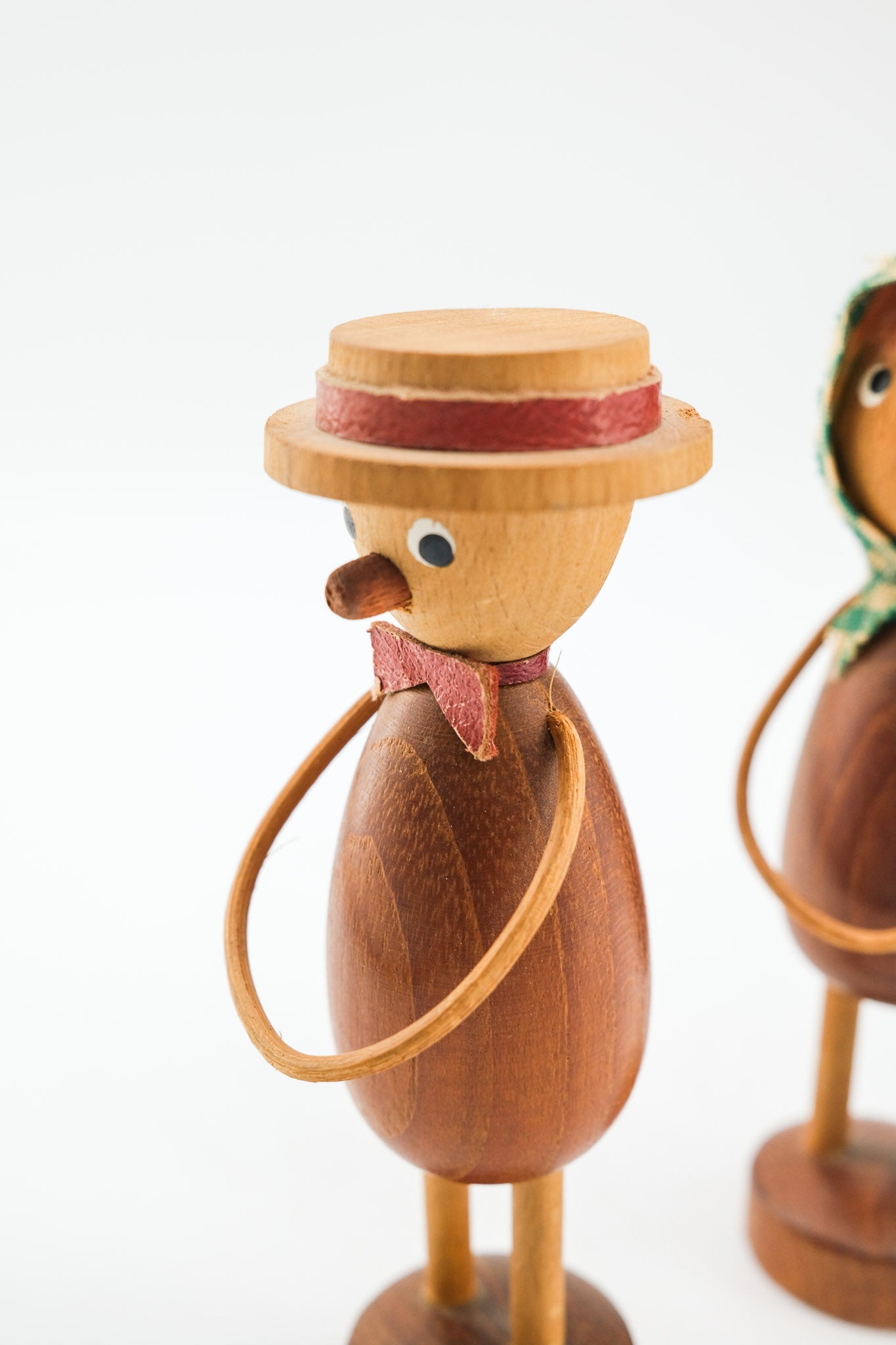Wooden Doll Couple / 木製のペア人形