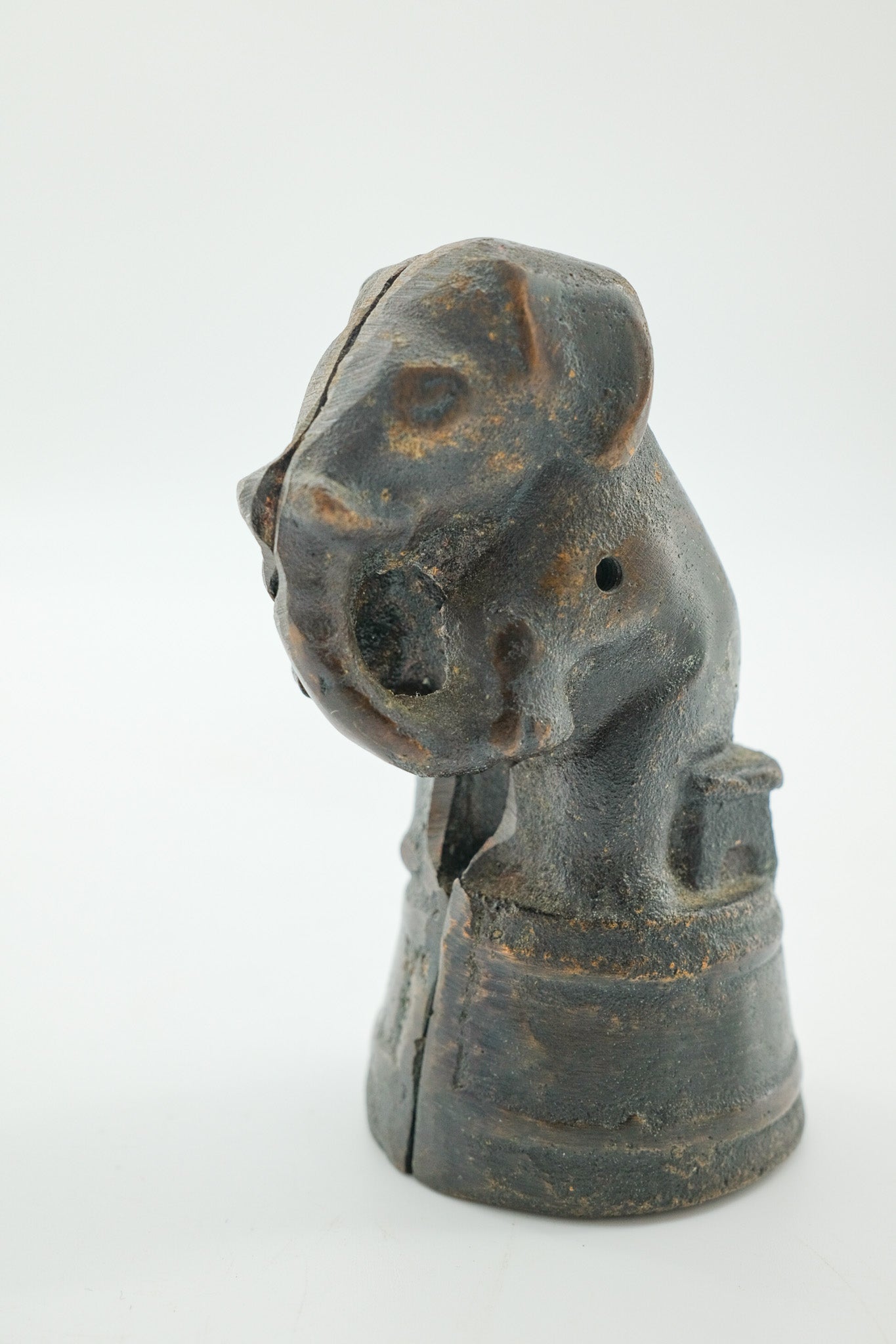 Cast Iron Elephant Bank / 鋳物ゾウの貯金箱