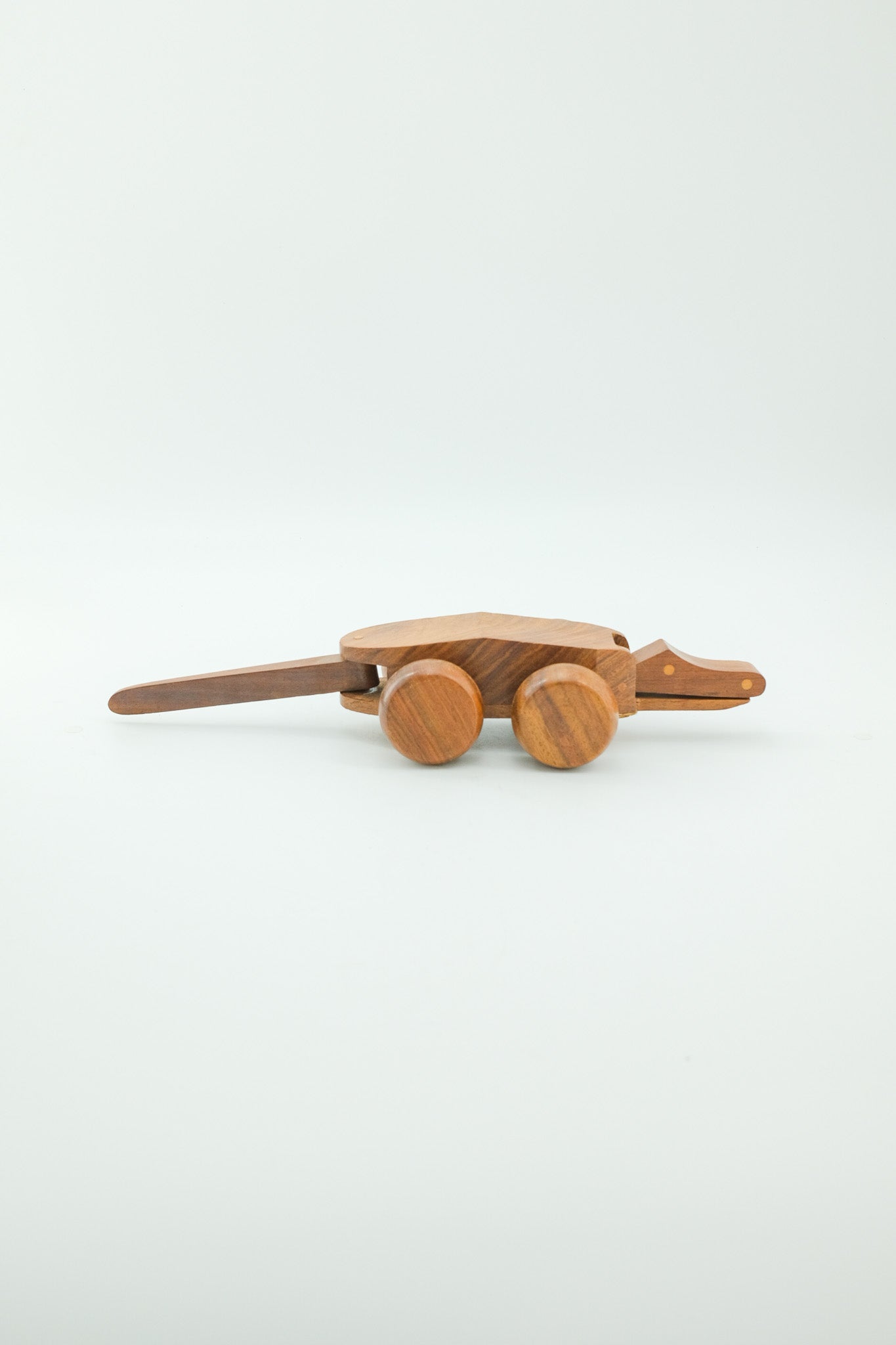 Wooden Crocodile Toy / 木製のワニのトイ