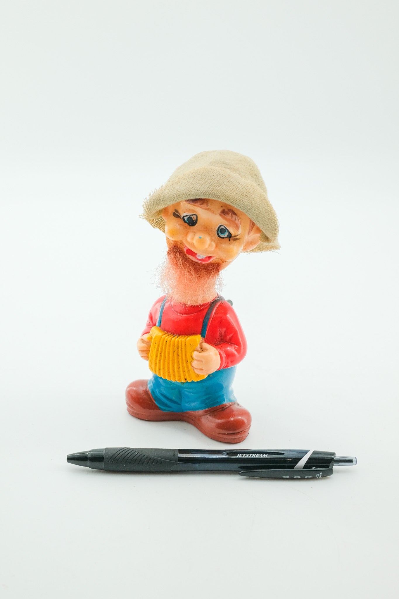 Vintage Wind-up Toy Gnome with Accordion / ゼンマイ式アコーディオンを弾く小人の人形