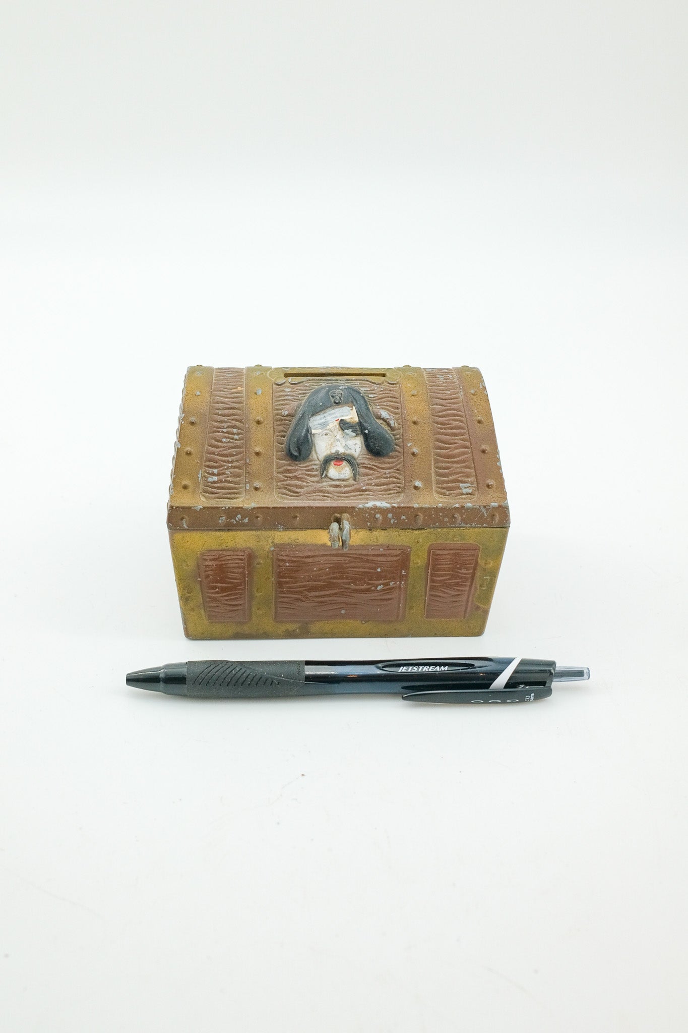 Antique Pirate Treasure Chest Bank / 海賊の宝箱型 貯金箱 – STORE