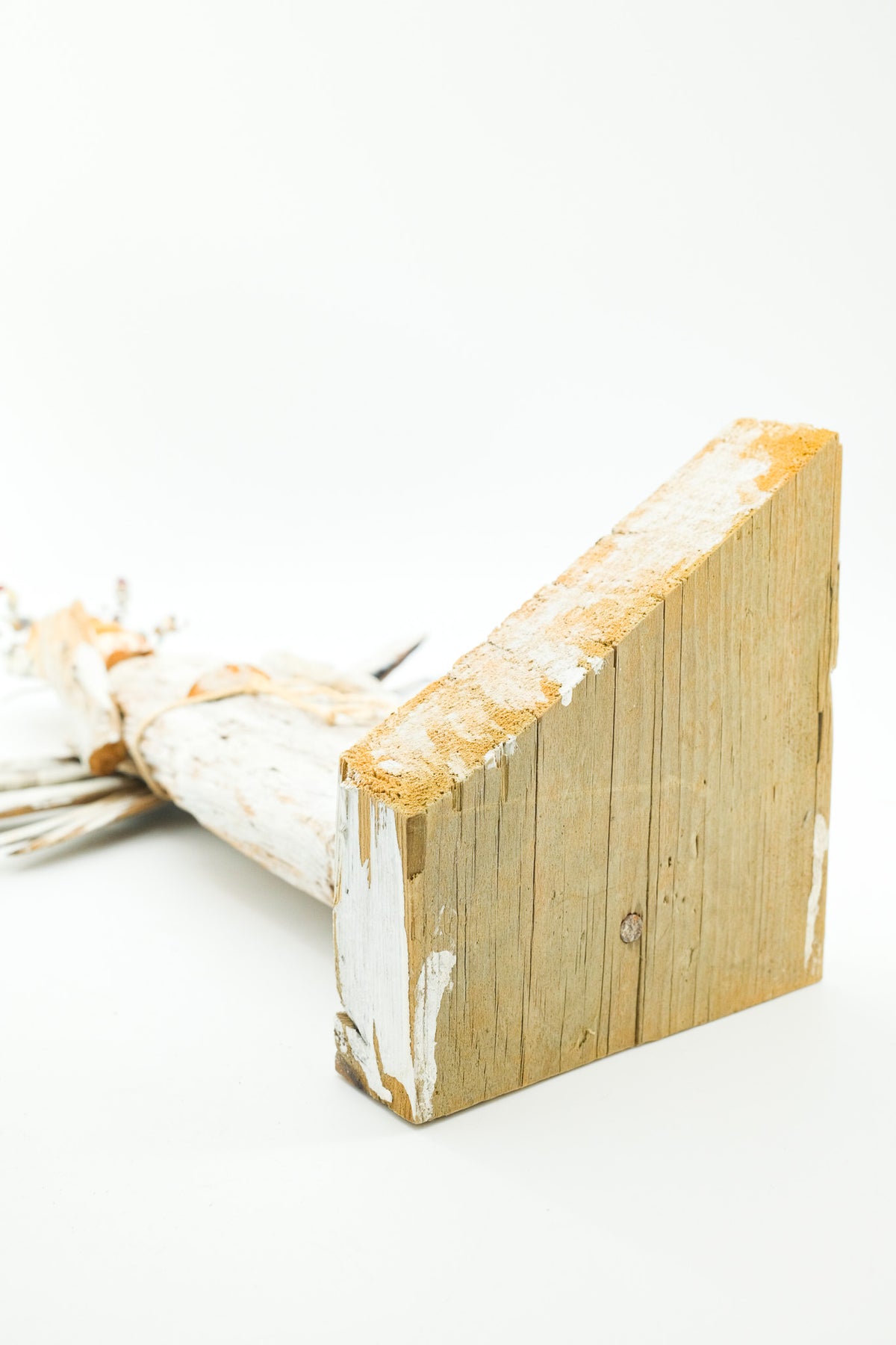 Driftwood Angel Sculpture / 流木のアート：エンジェル像