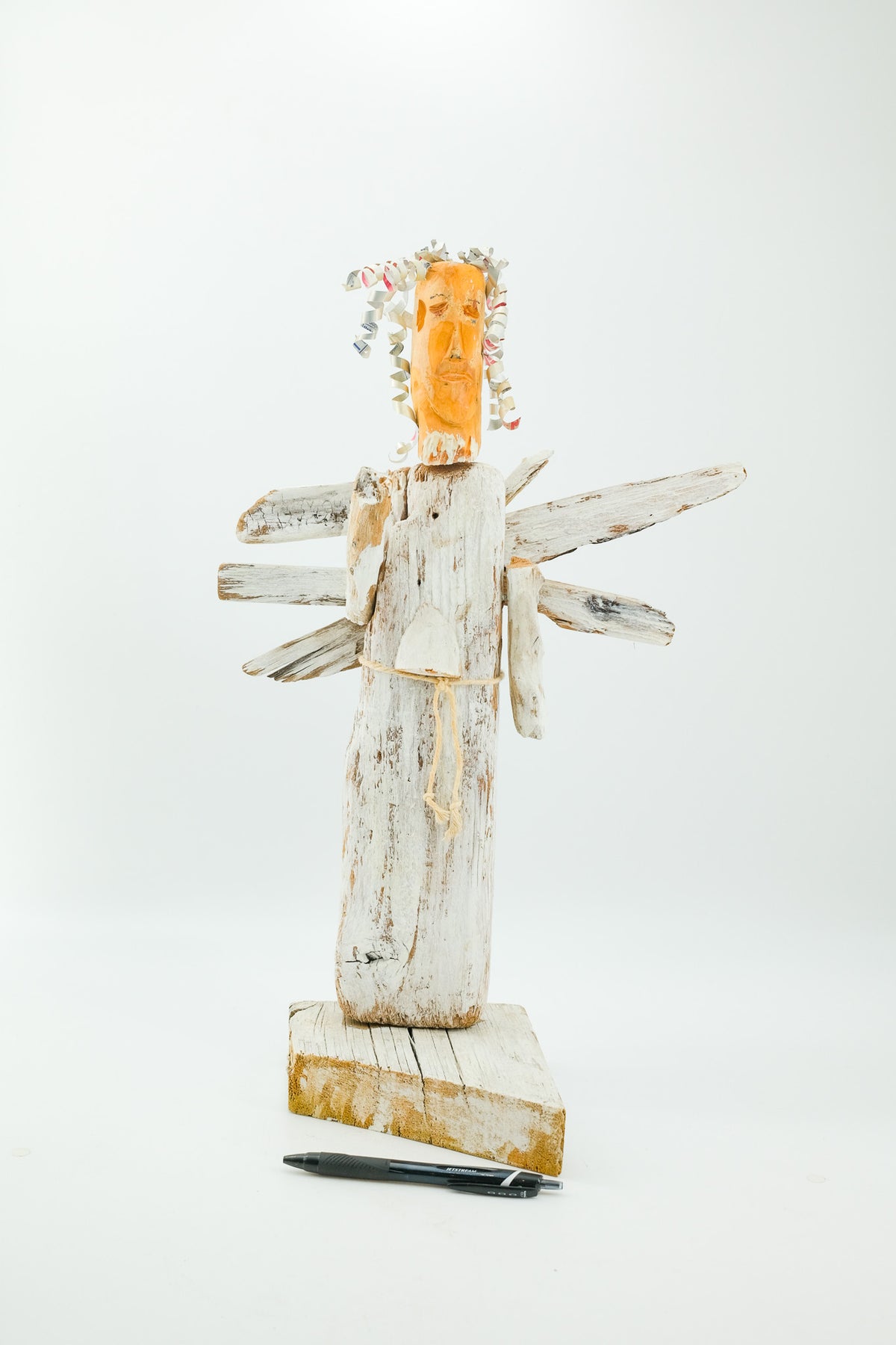 Driftwood Angel Sculpture / 流木のアート：エンジェル像