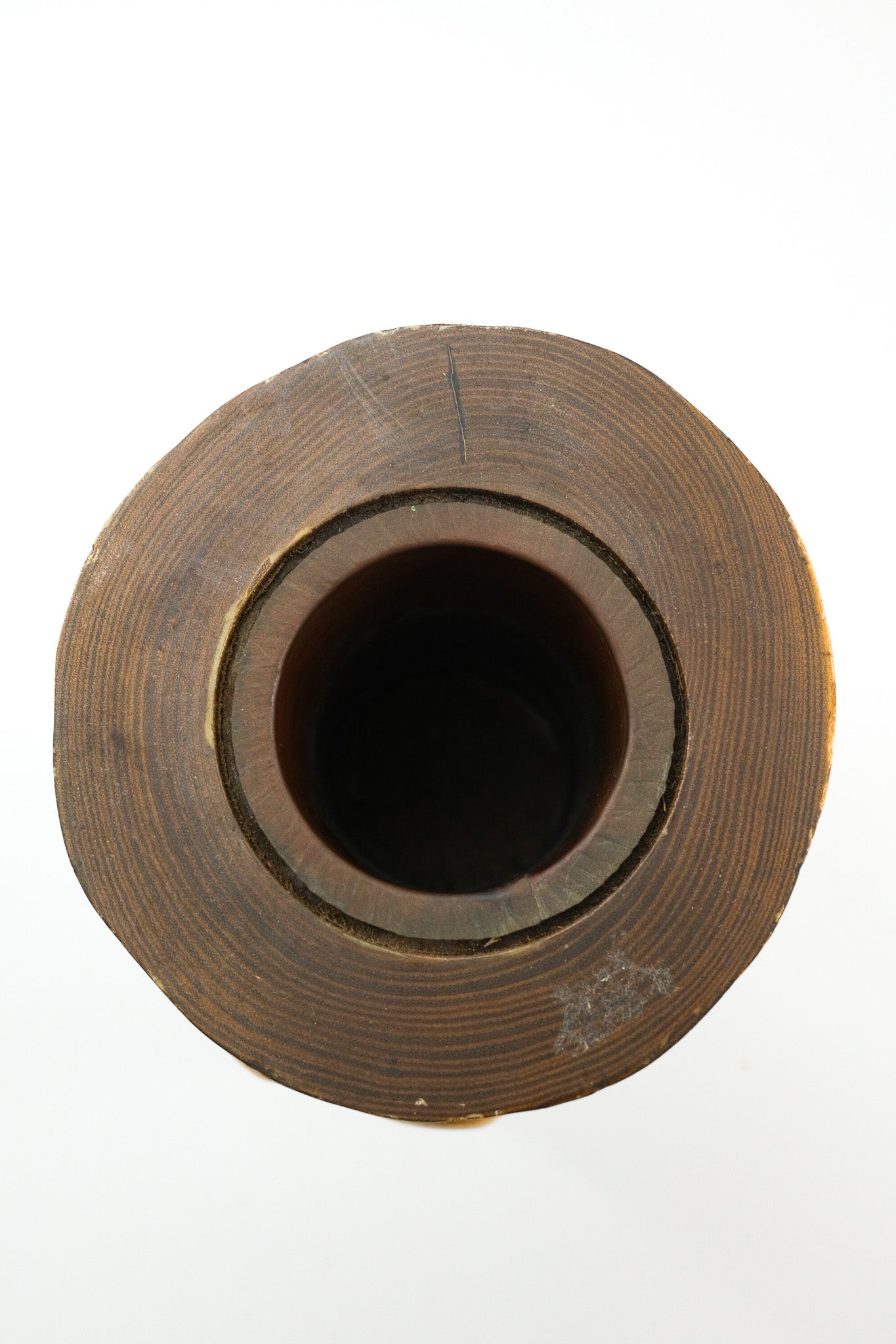 Hand-carved Wooden Vase / 杢目の木製花器