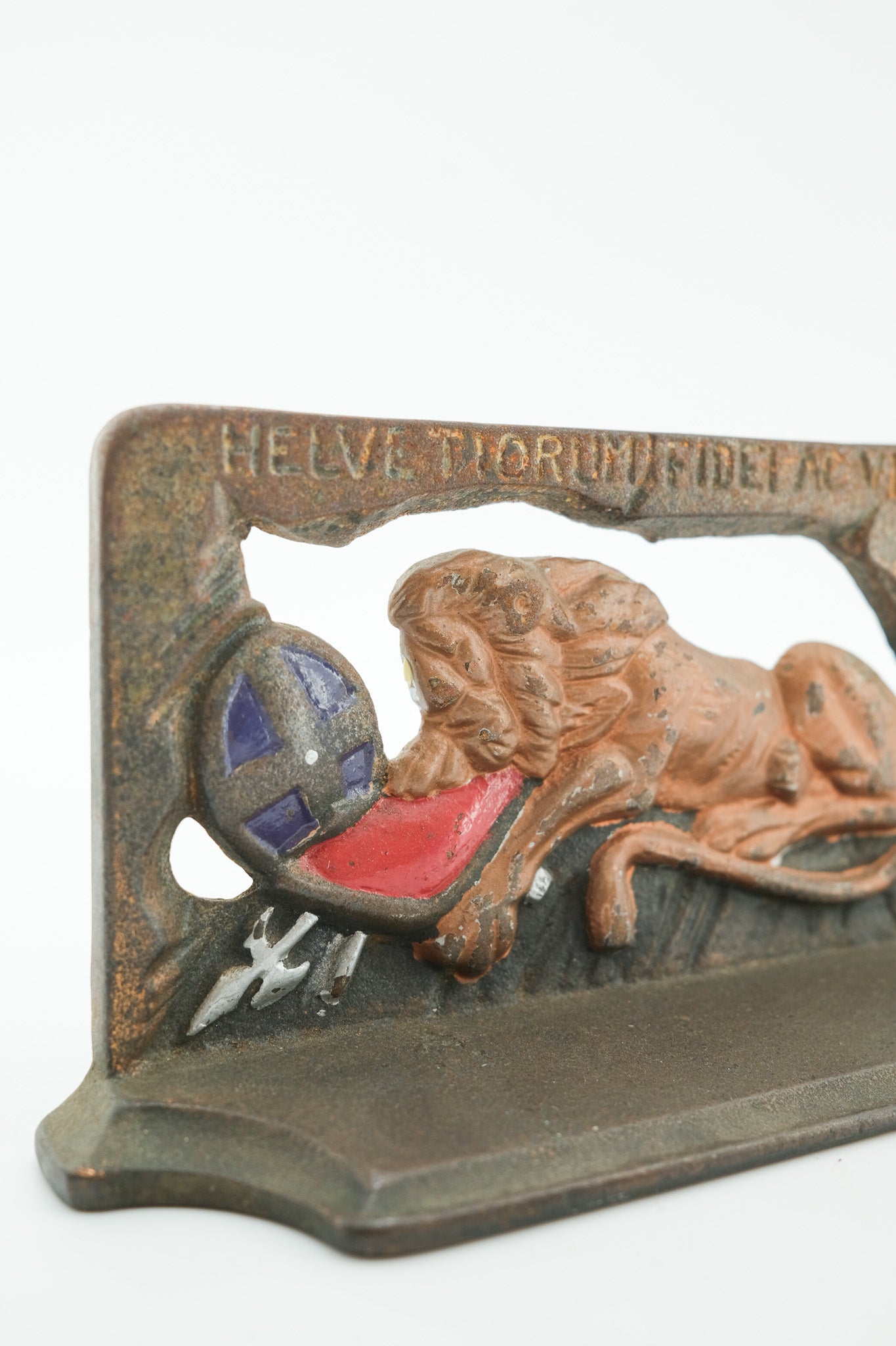Lion of Lucerne Cast Iron Bookend / ルツェルンのライオン像 ブックエンド