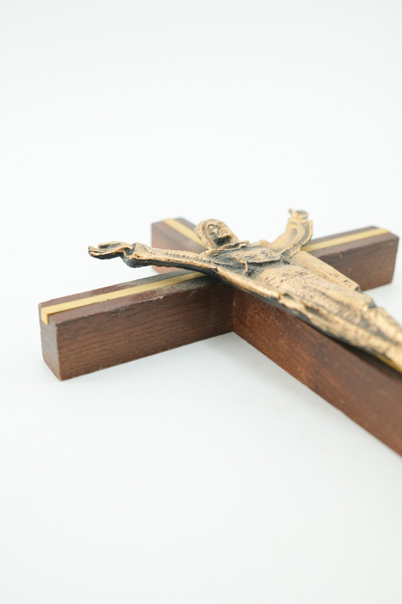 Crucifix / 十字架