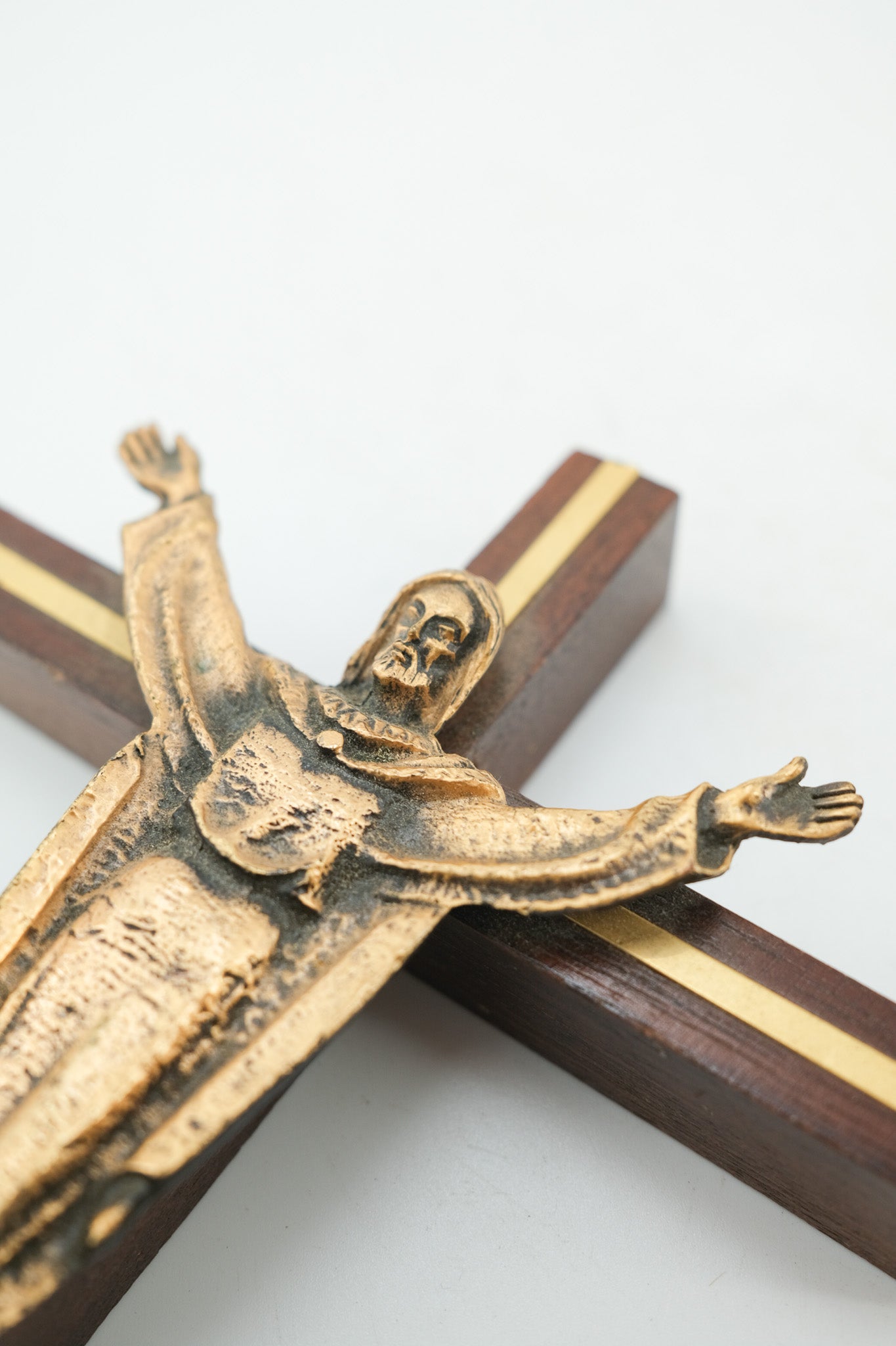 Crucifix / 十字架