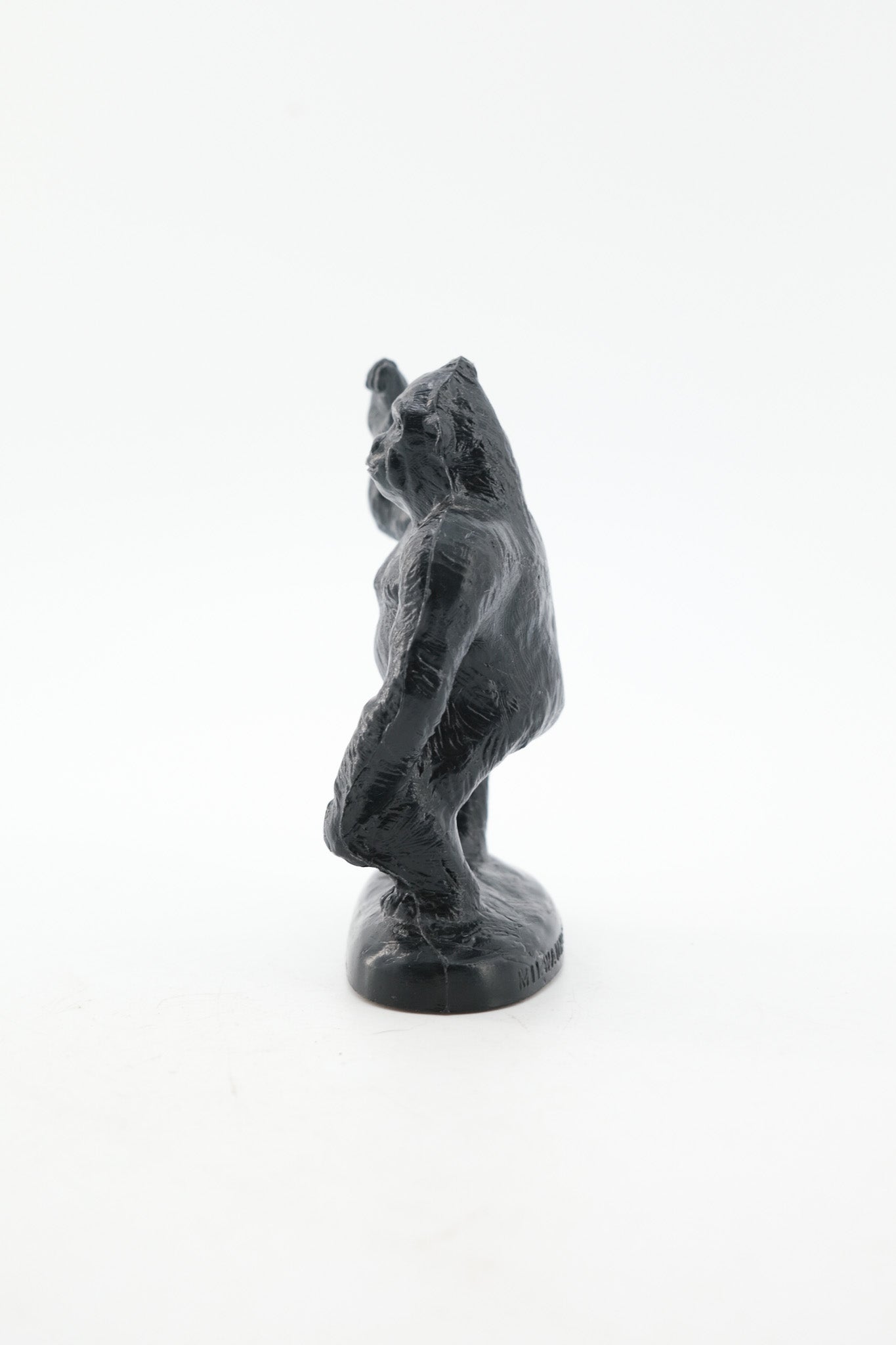Vintage Gorilla Figurine (Milwaukee County Zoo) / ヴィンテージ ゴリラ フィギュア（ミルウォーキー・カウンティ動物園）