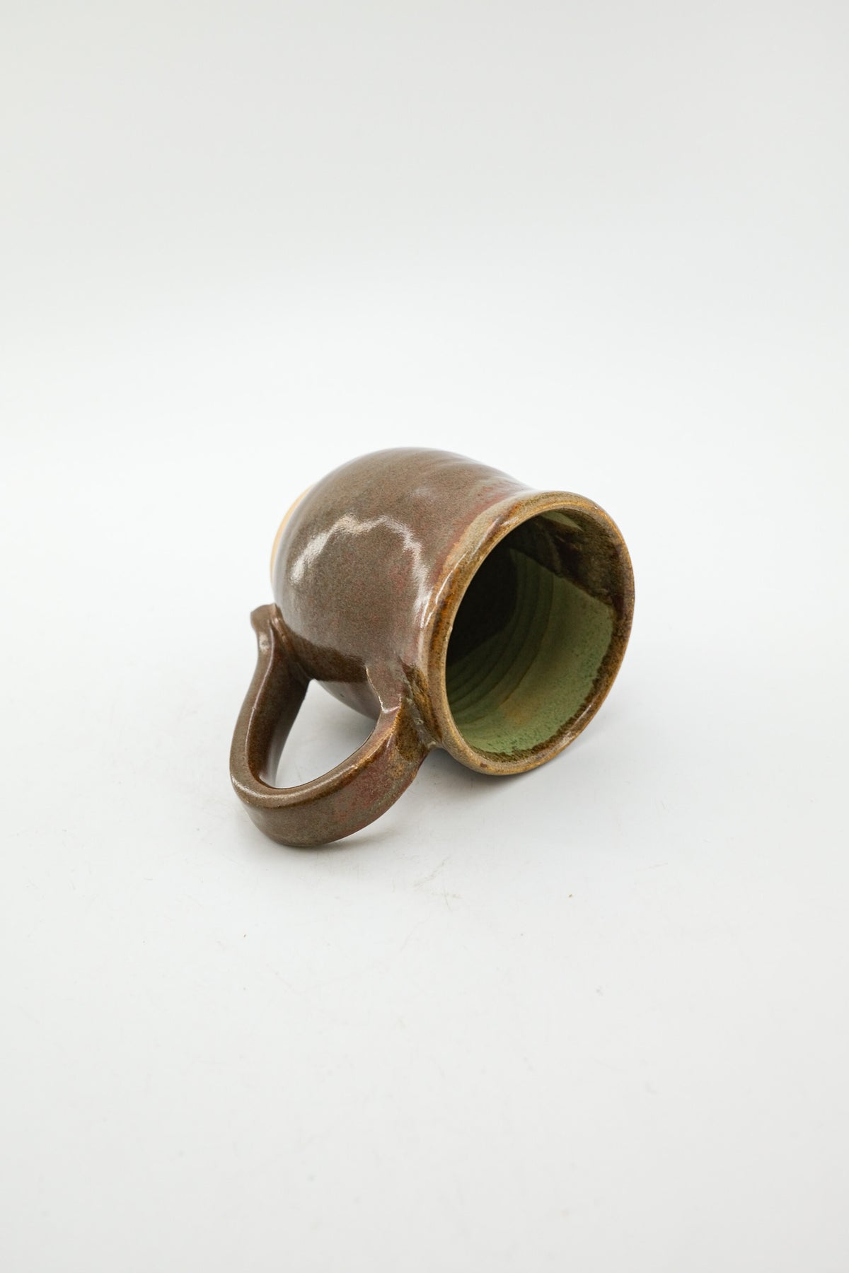 Handmade Rustic Ceramic Mug / ハンドメイドの素朴な陶器マグカップ