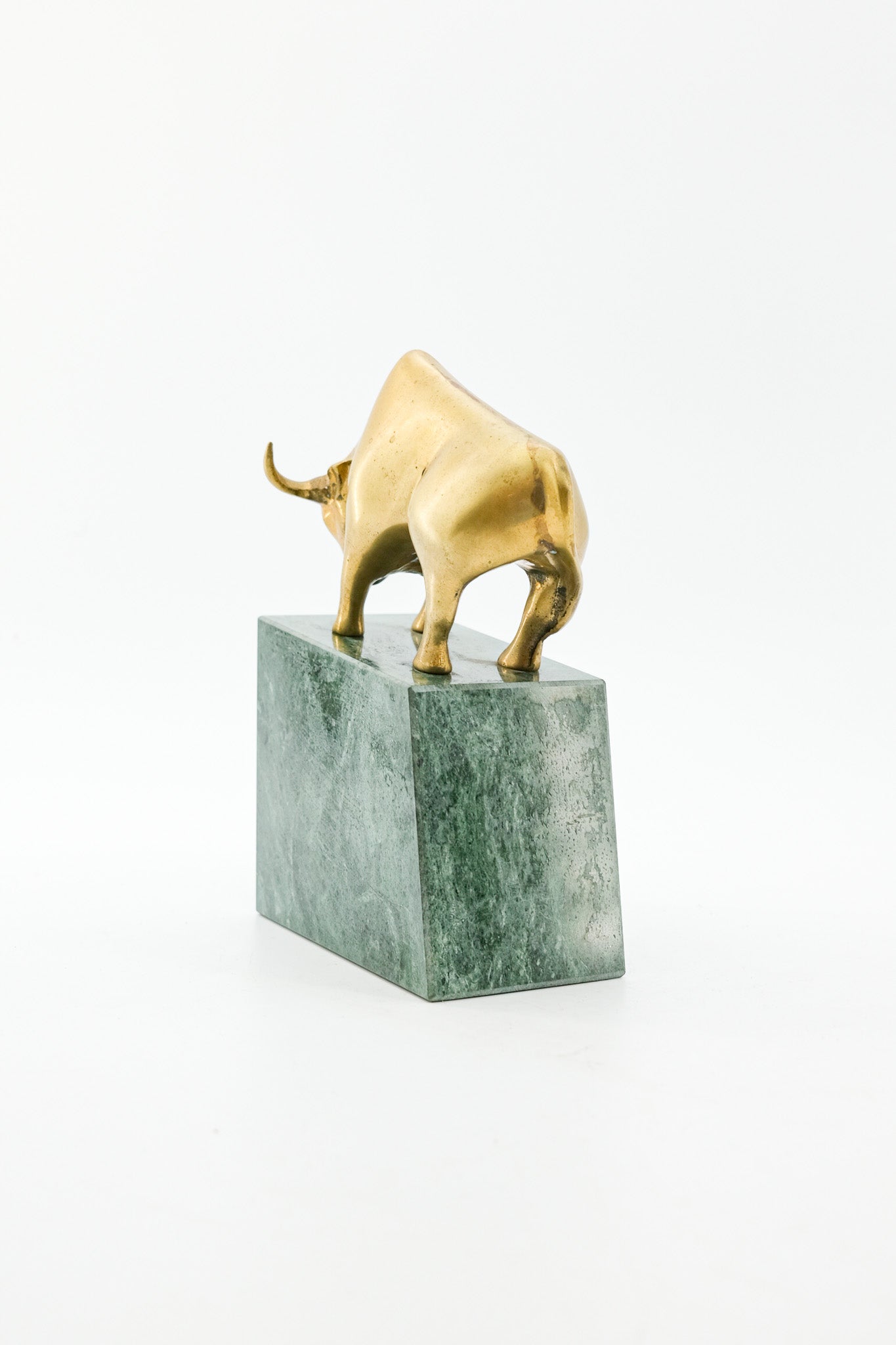 Brass Bull Figurine on Marble Base / 真鍮の牡牛オブジェ