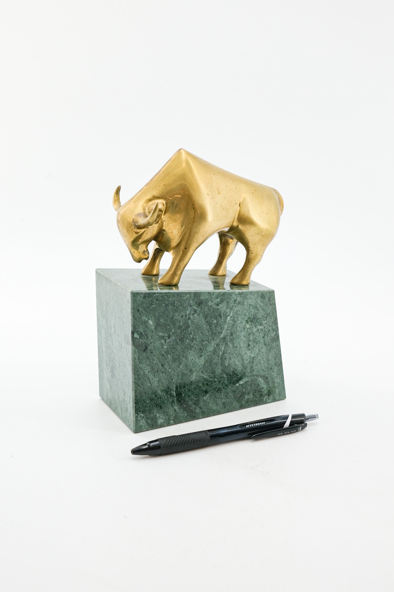 Brass Bull Figurine on Marble Base / 真鍮の牡牛オブジェ
