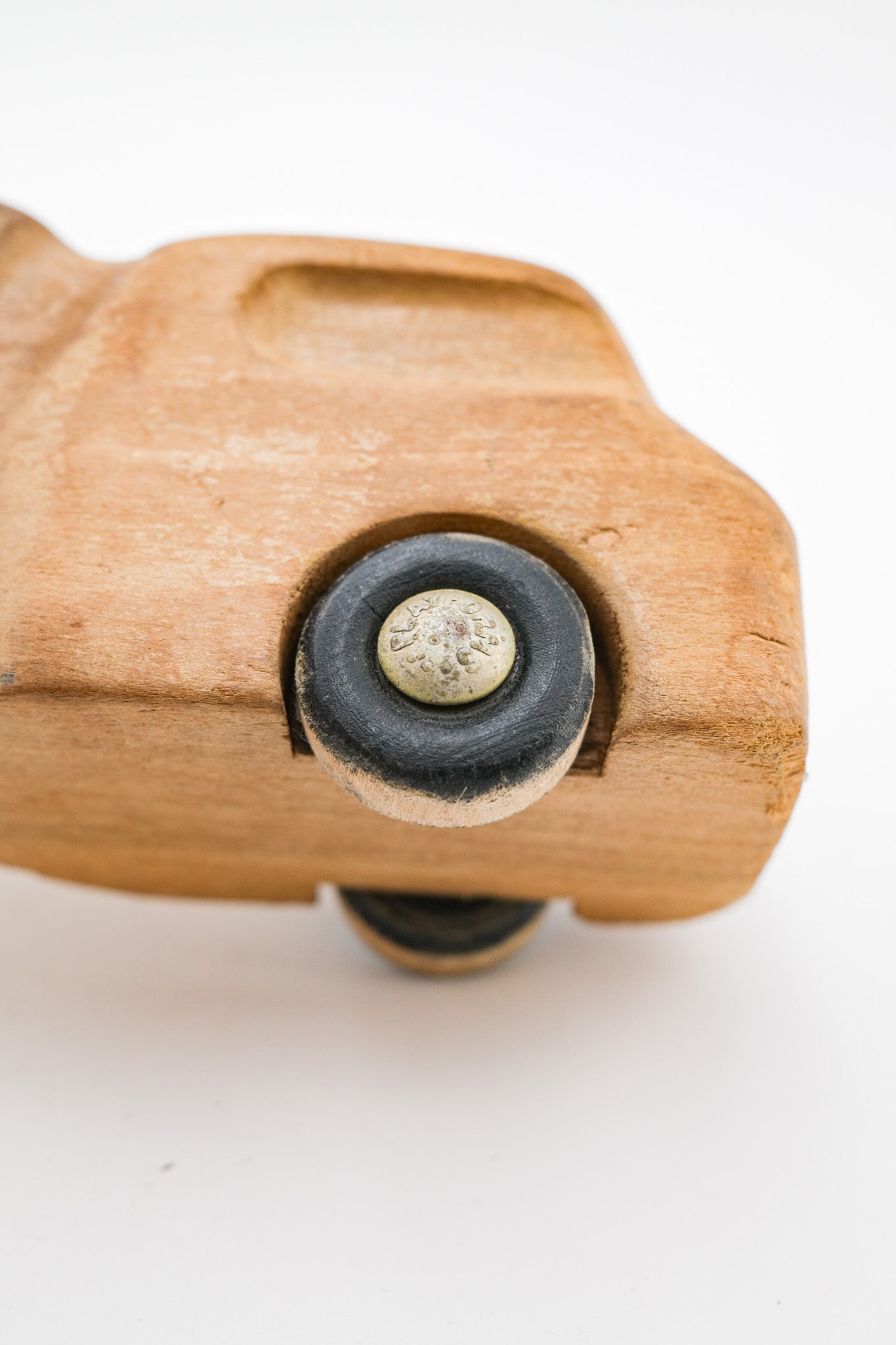 木製トラック アンティーク雑貨 Wooden Toy Truck / 木製のトイ・トラック – STORE IN FACTORY Online
