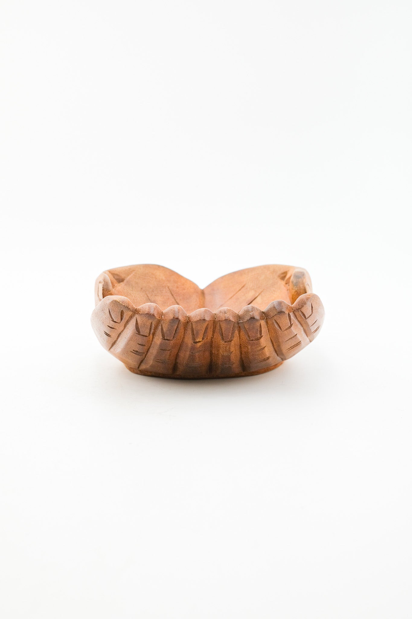 Wooden Hand Bowl / 木製ハンドボウル