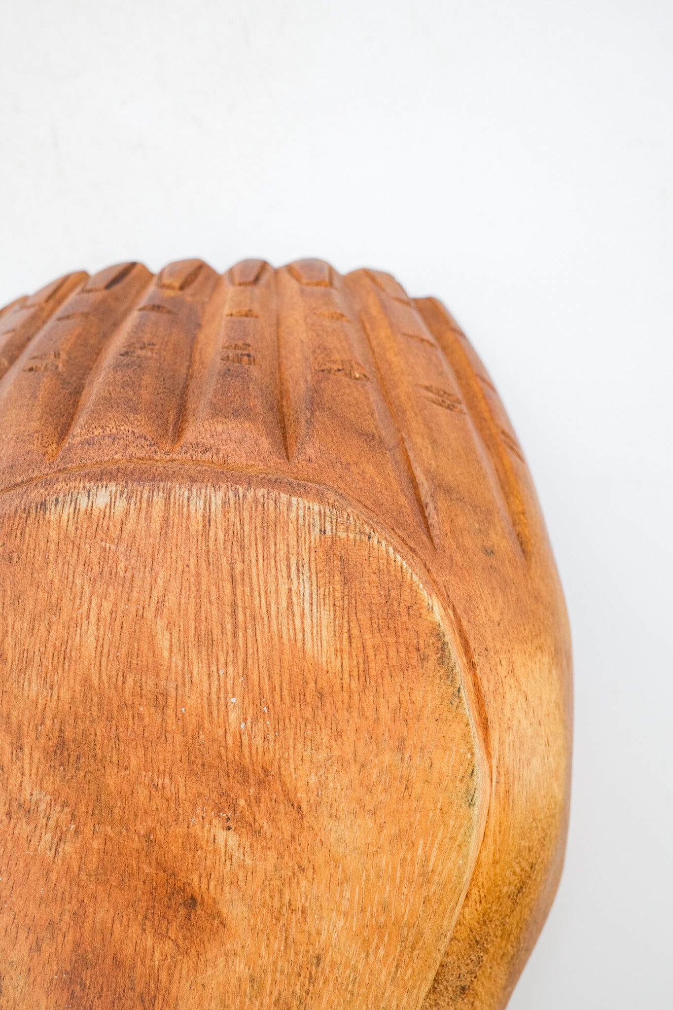 Wooden Hand Bowl / 木製ハンドボウル
