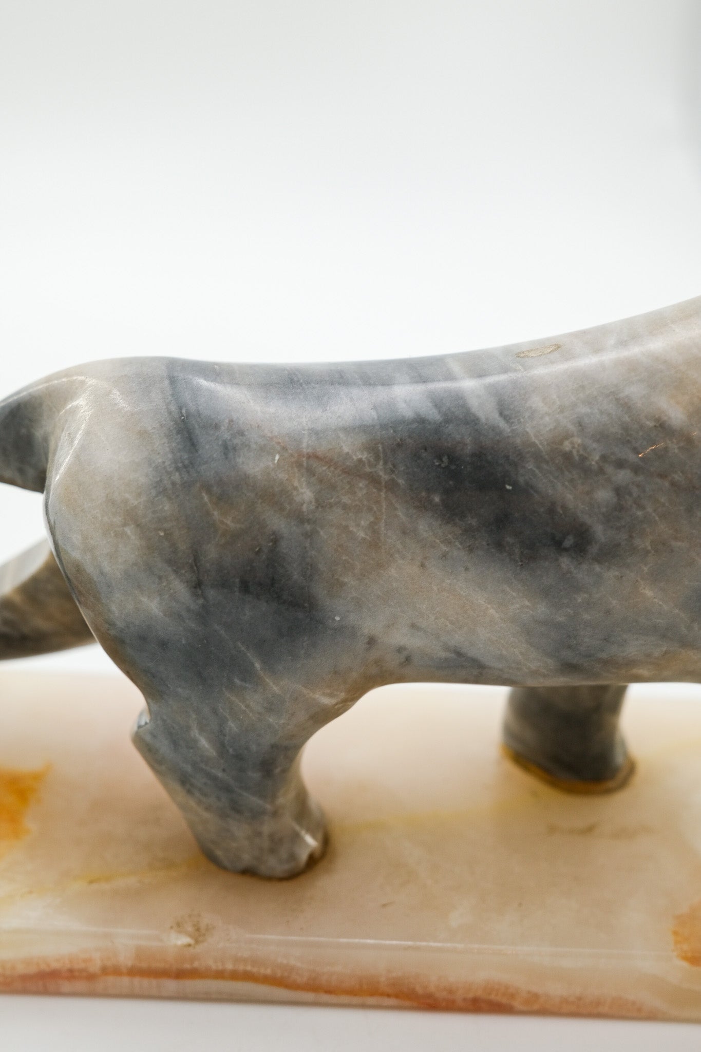 Carved Stone Feline Figurine / 石製彫刻のトラ