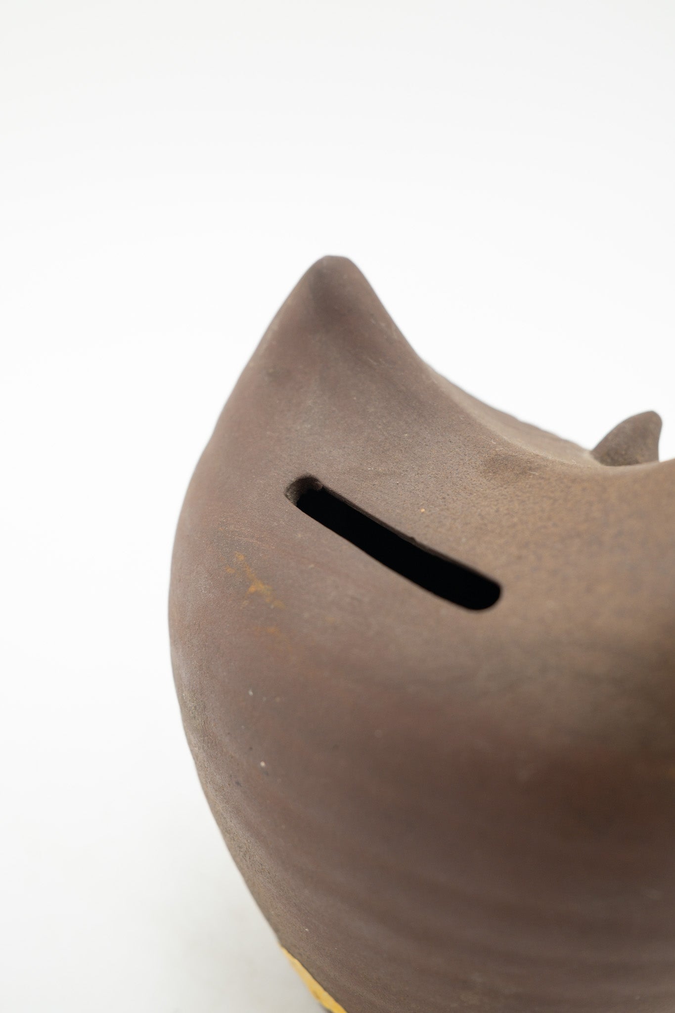 Owl Pottery Piggy Bank / フクロウの陶器製貯金箱