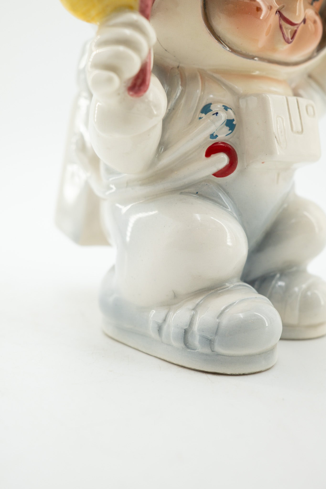 Ceramic Astronaut Piggy Bank / 陶器製の宇宙飛行士貯金箱