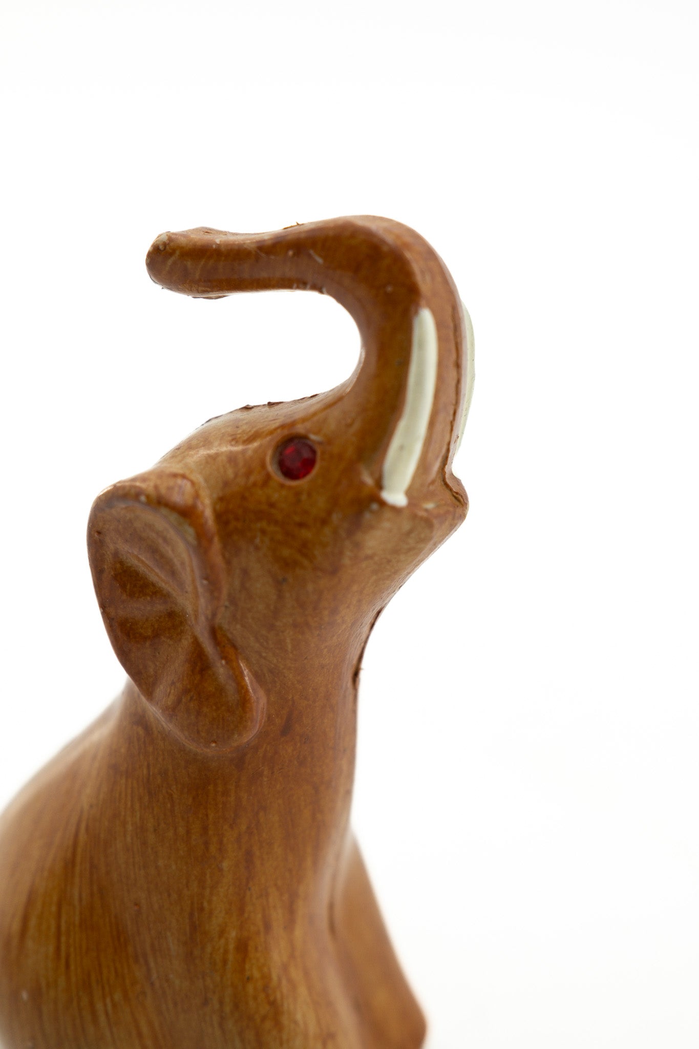 Elephant Figurine / 象の置物