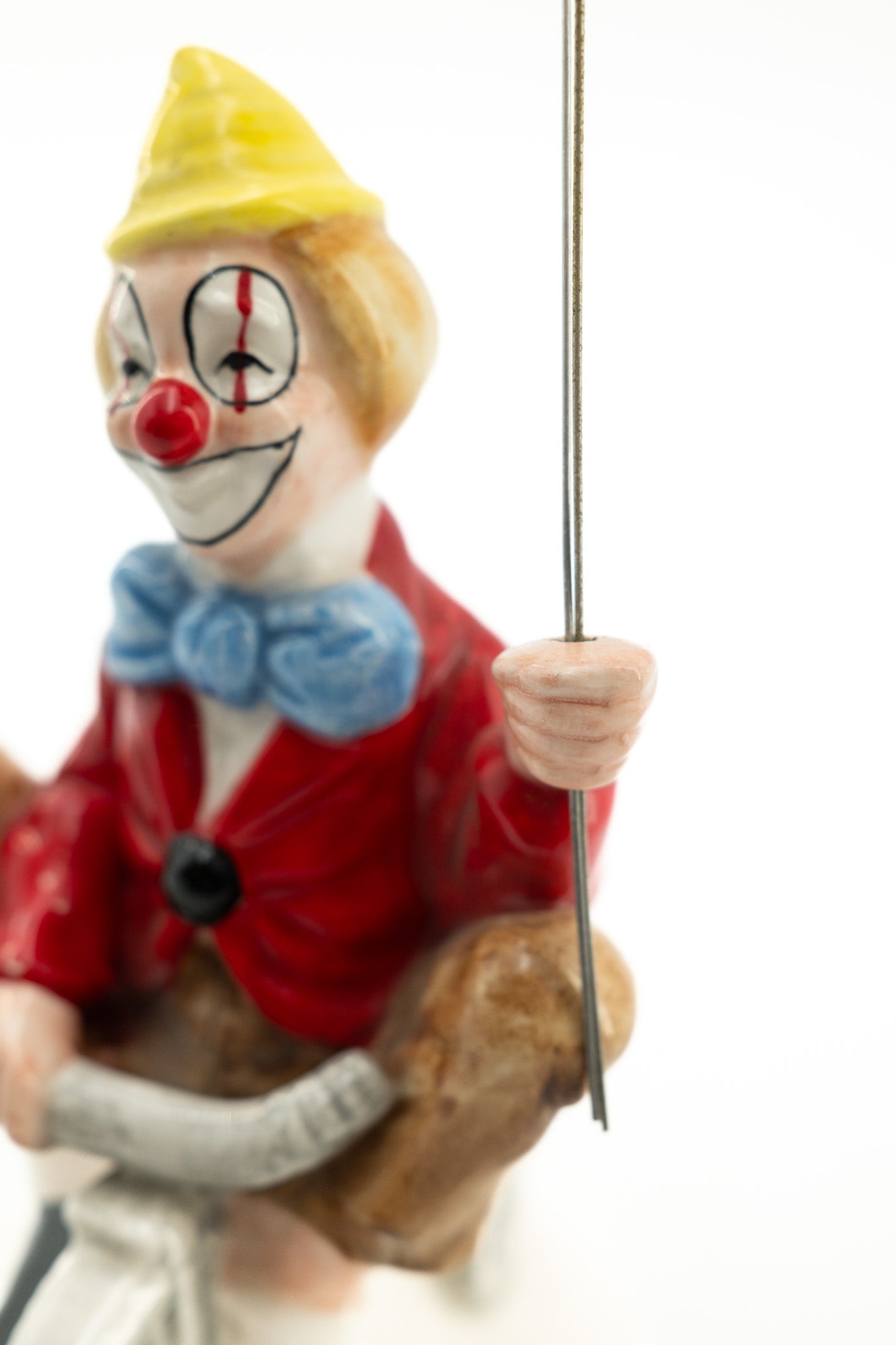 Clown on Tricycle Figurine / 三輪車に乗るピエロのフィギュア