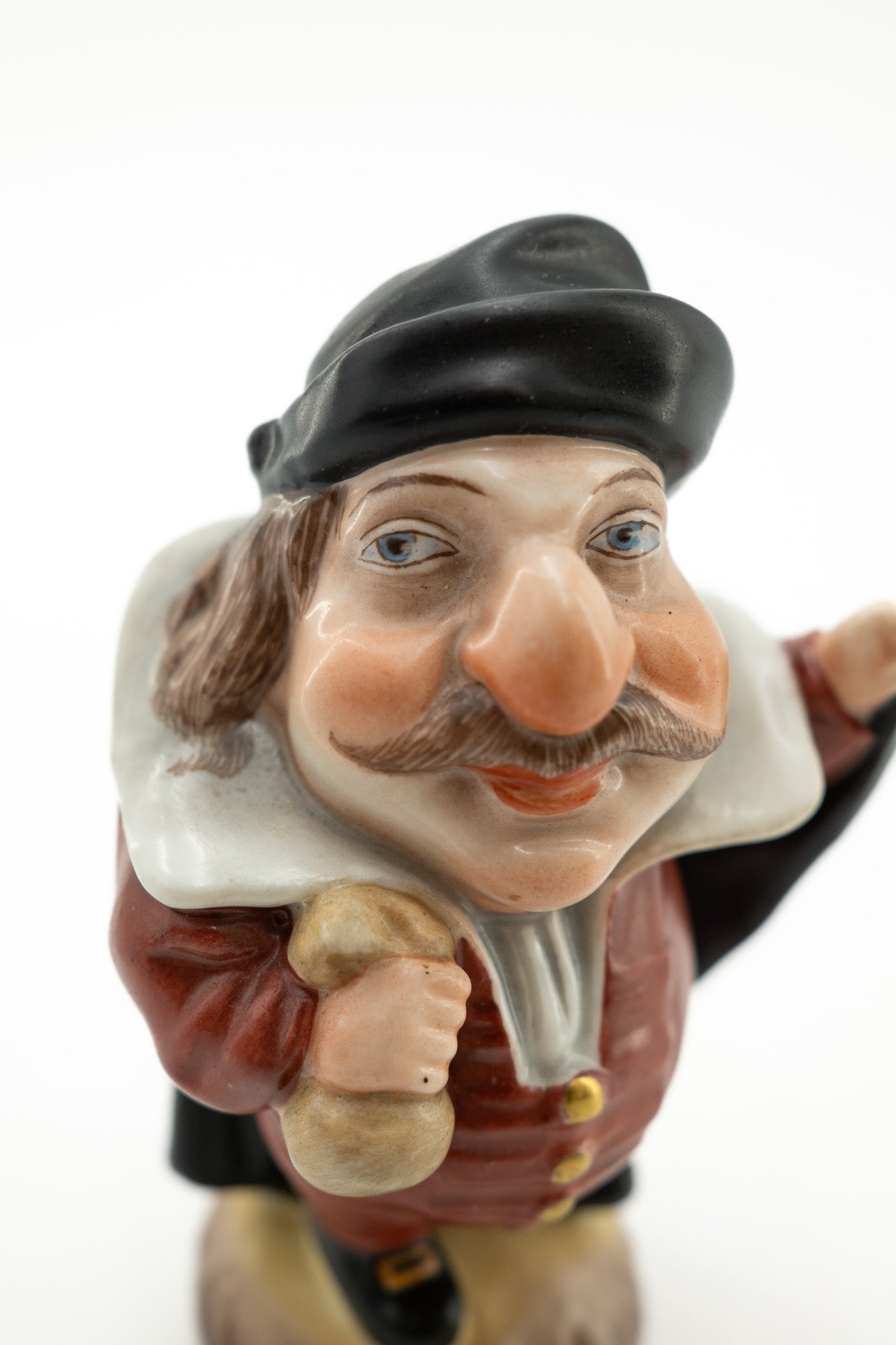 Porcelain Figurine  Gentleman / おじさんの置物