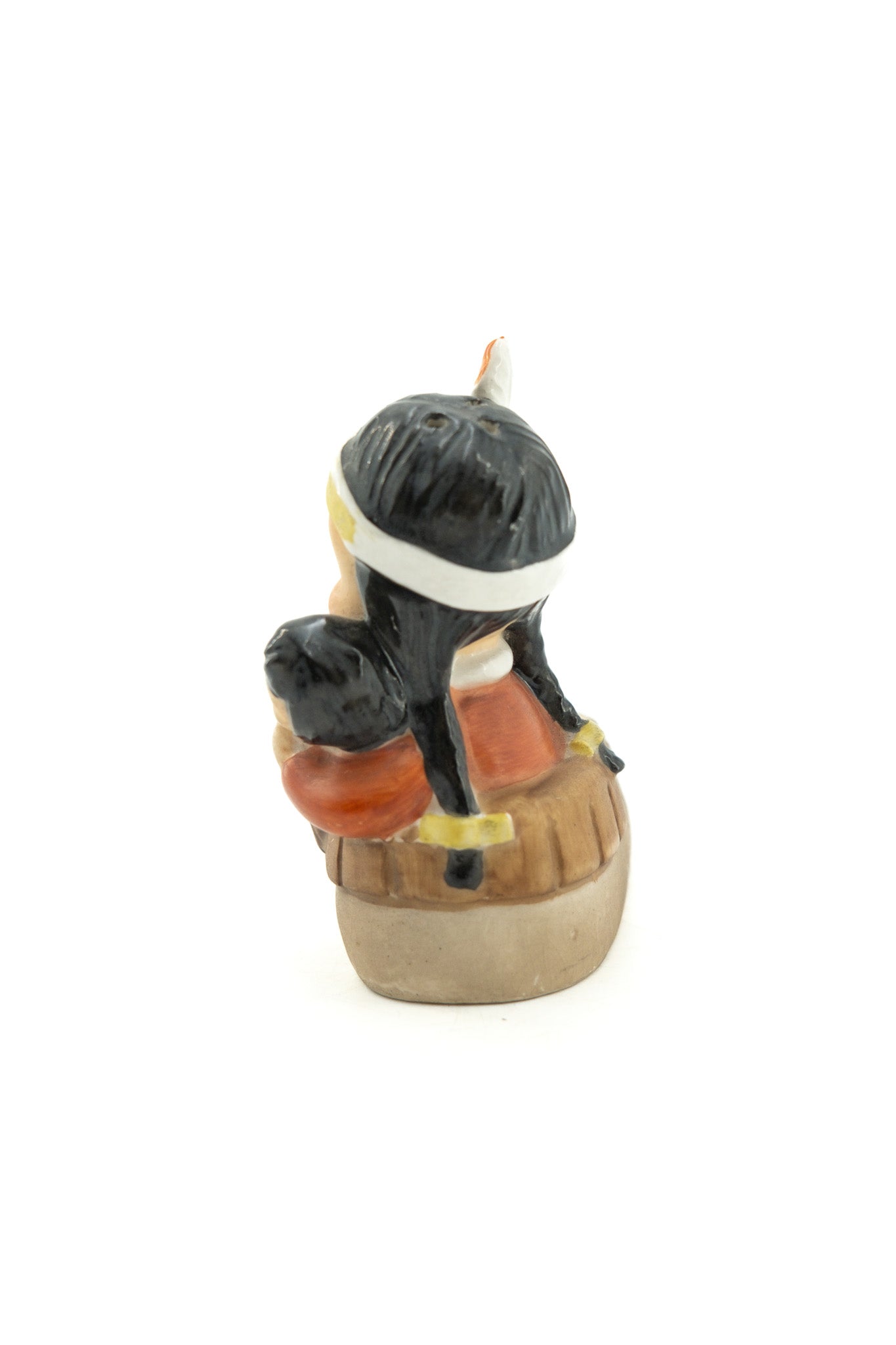 Native American Child in Moccasin Figurine / モカシンに乗った子供の置物