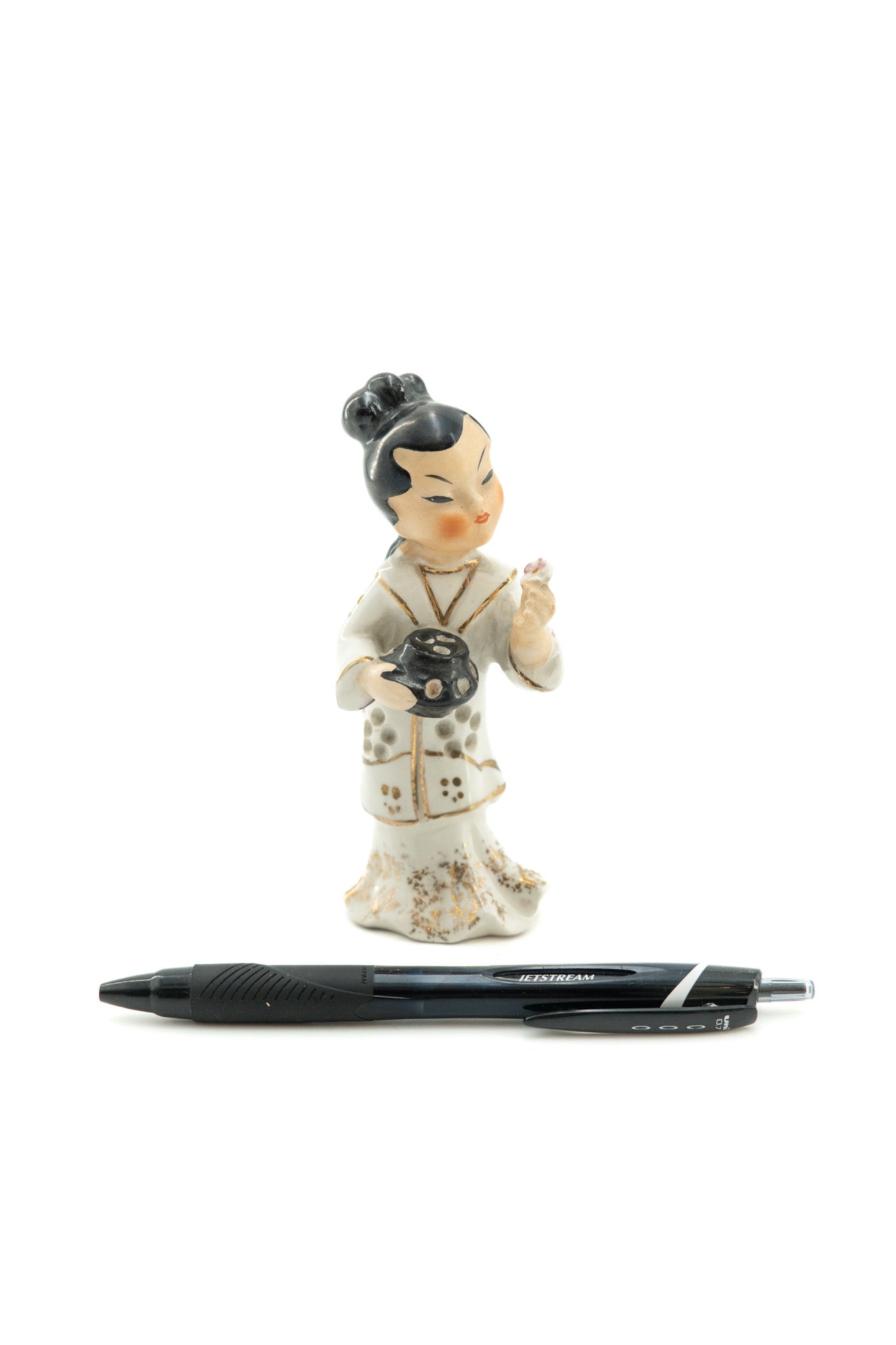 Chinese Girl Porcelain Figurine / 中国衣装の女の子人形