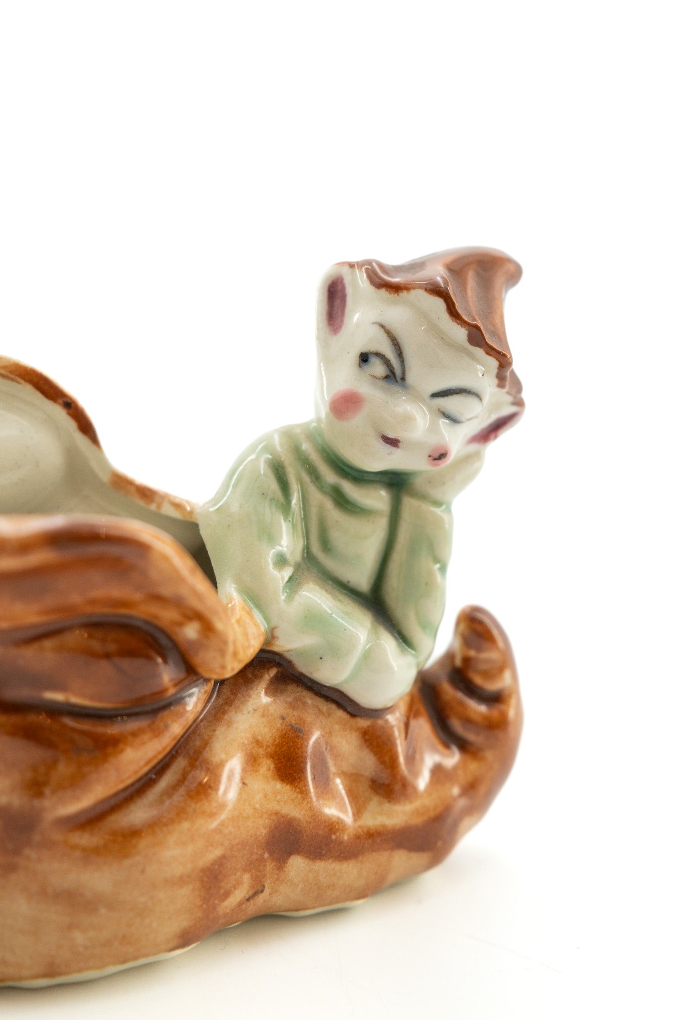 Pixie on Shoe Planter / 靴に乗ったピクシーの小物入れ