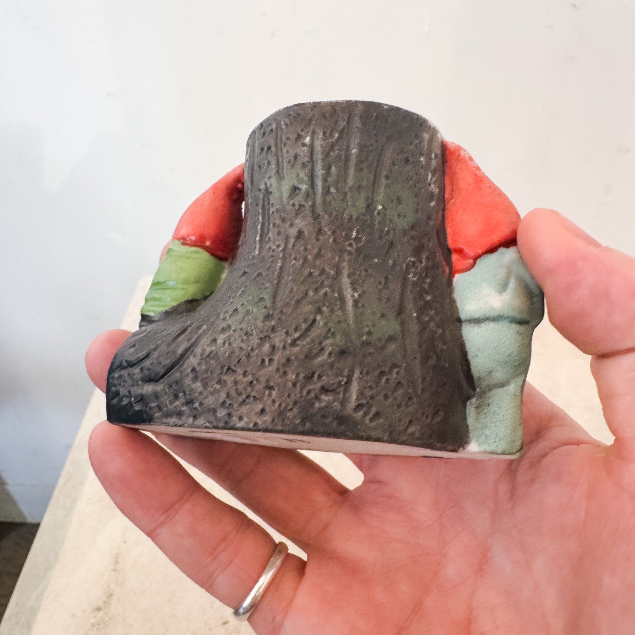 Ceramic Gnome  Pot / 陶器製小人のポット