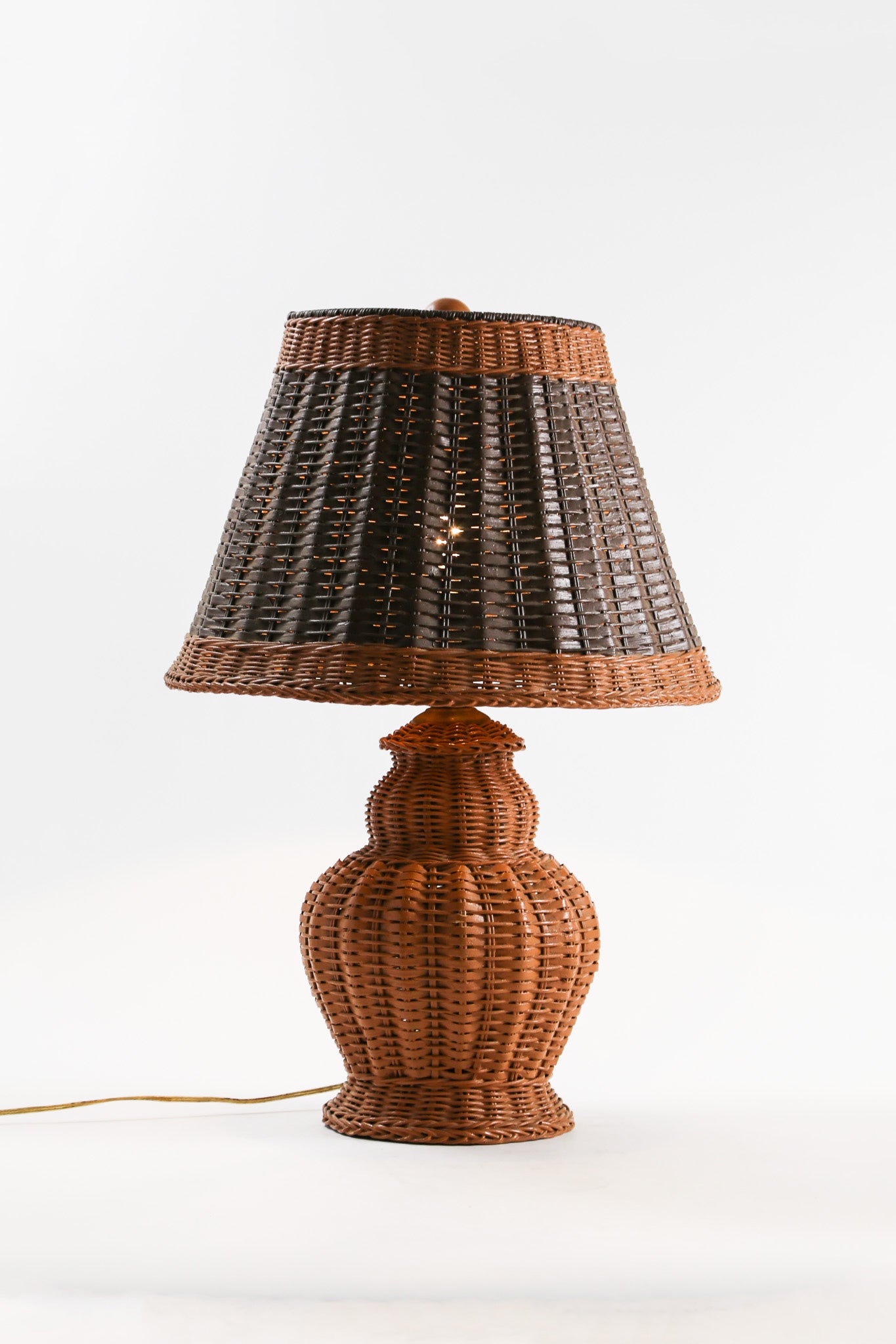 Large Rattan Desk Lamp / ラタン 特大デスクライト