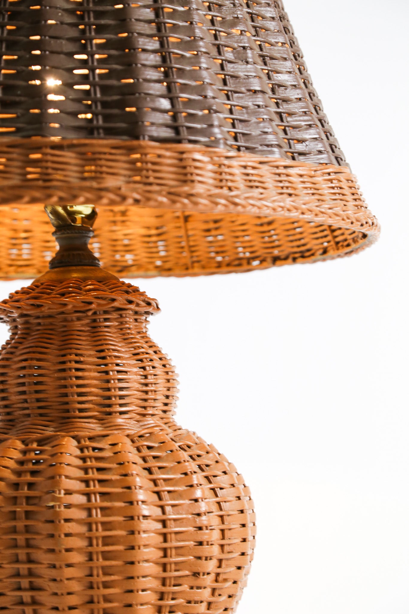 Large Rattan Desk Lamp / ラタン 特大デスクライト