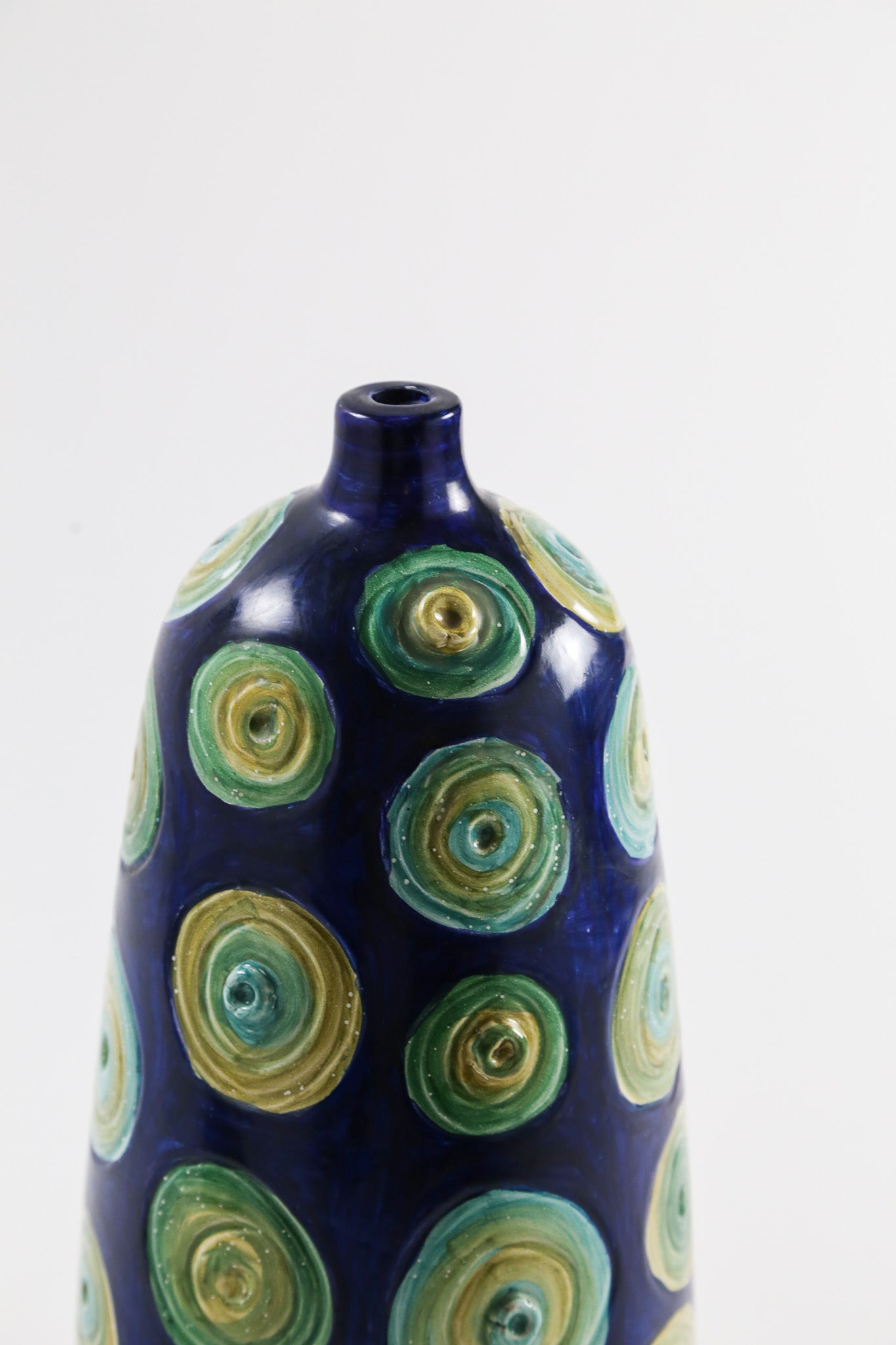 Spiraling Ceramic Sculpture / ぐるぐる陶器オブジェ – STORE IN