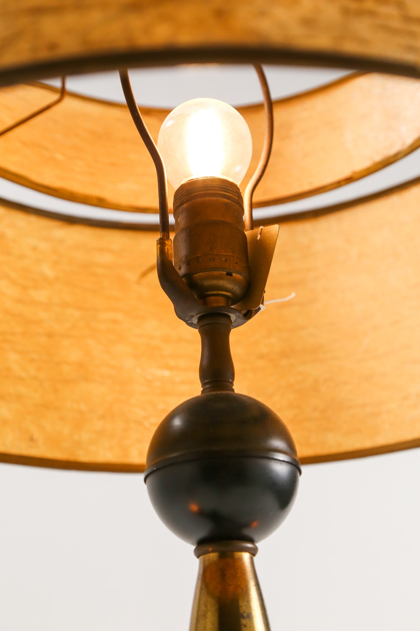 Mid-Century Modern 3-Light Table Lamp / ミッドセンチュリーモダン 3灯 テーブルランプ